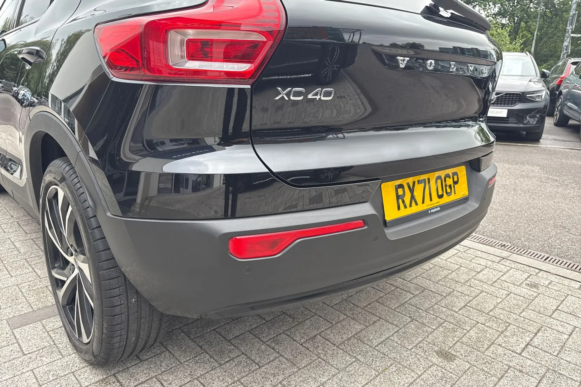 Volvo XC40 thumbnail image number 17