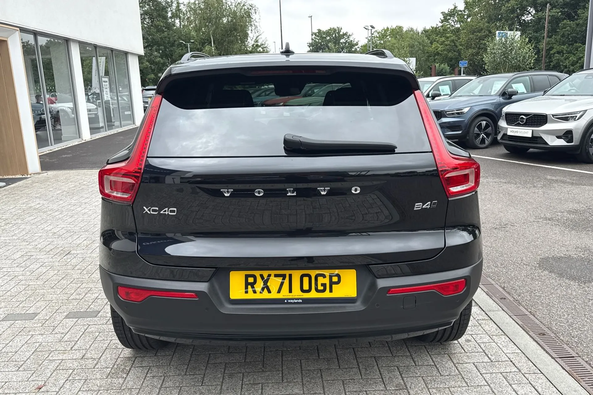 Volvo XC40 thumbnail image number 8