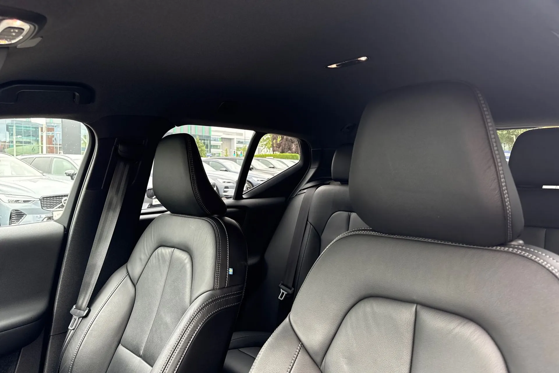 Volvo XC40 thumbnail image number 28
