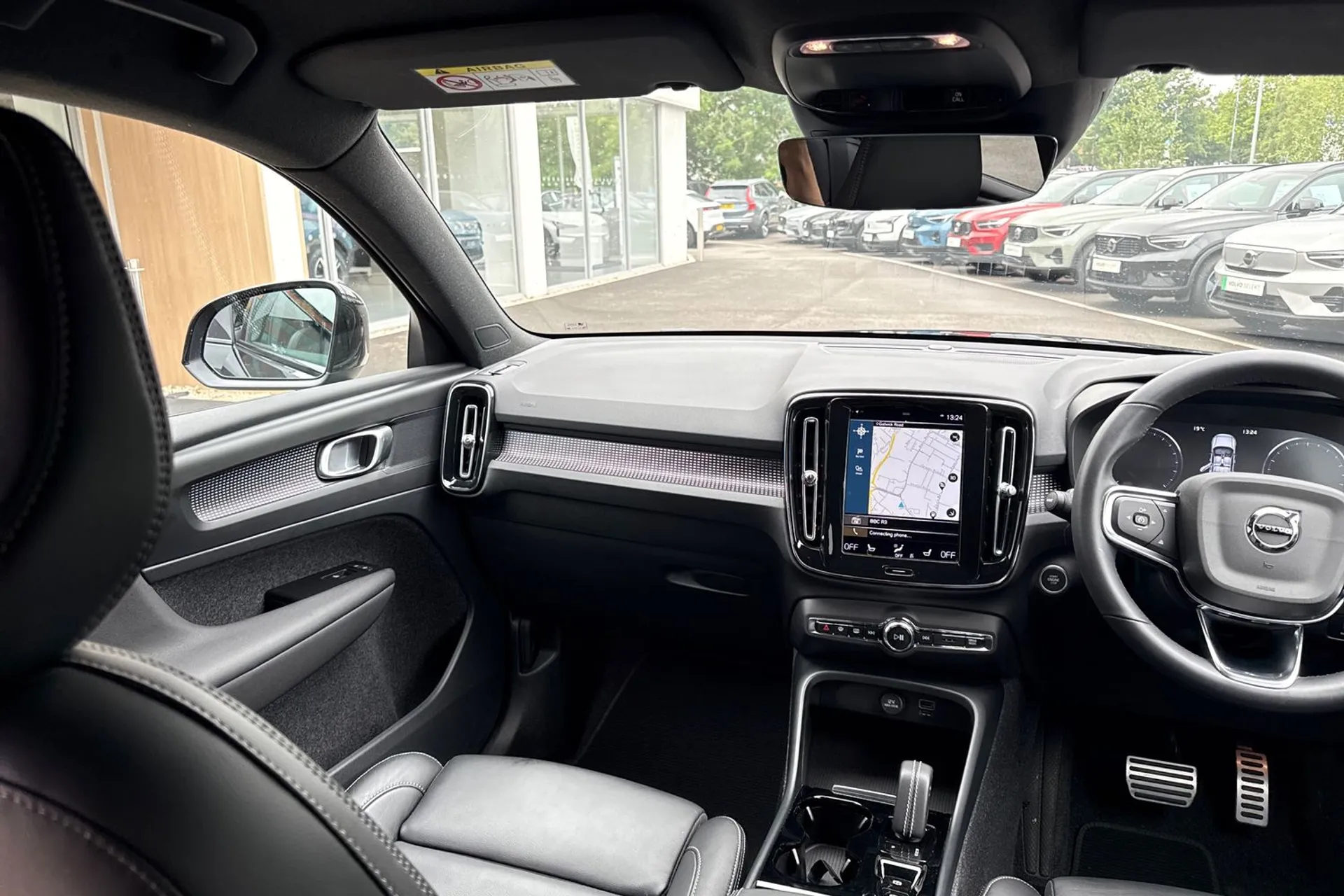 Volvo XC40 thumbnail image number 31