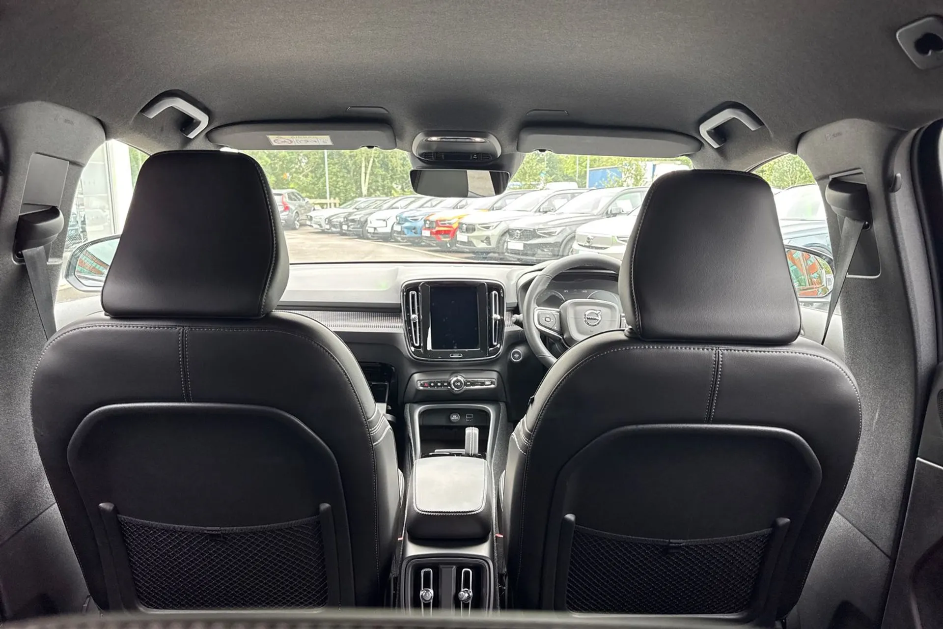 Volvo XC40 thumbnail image number 21