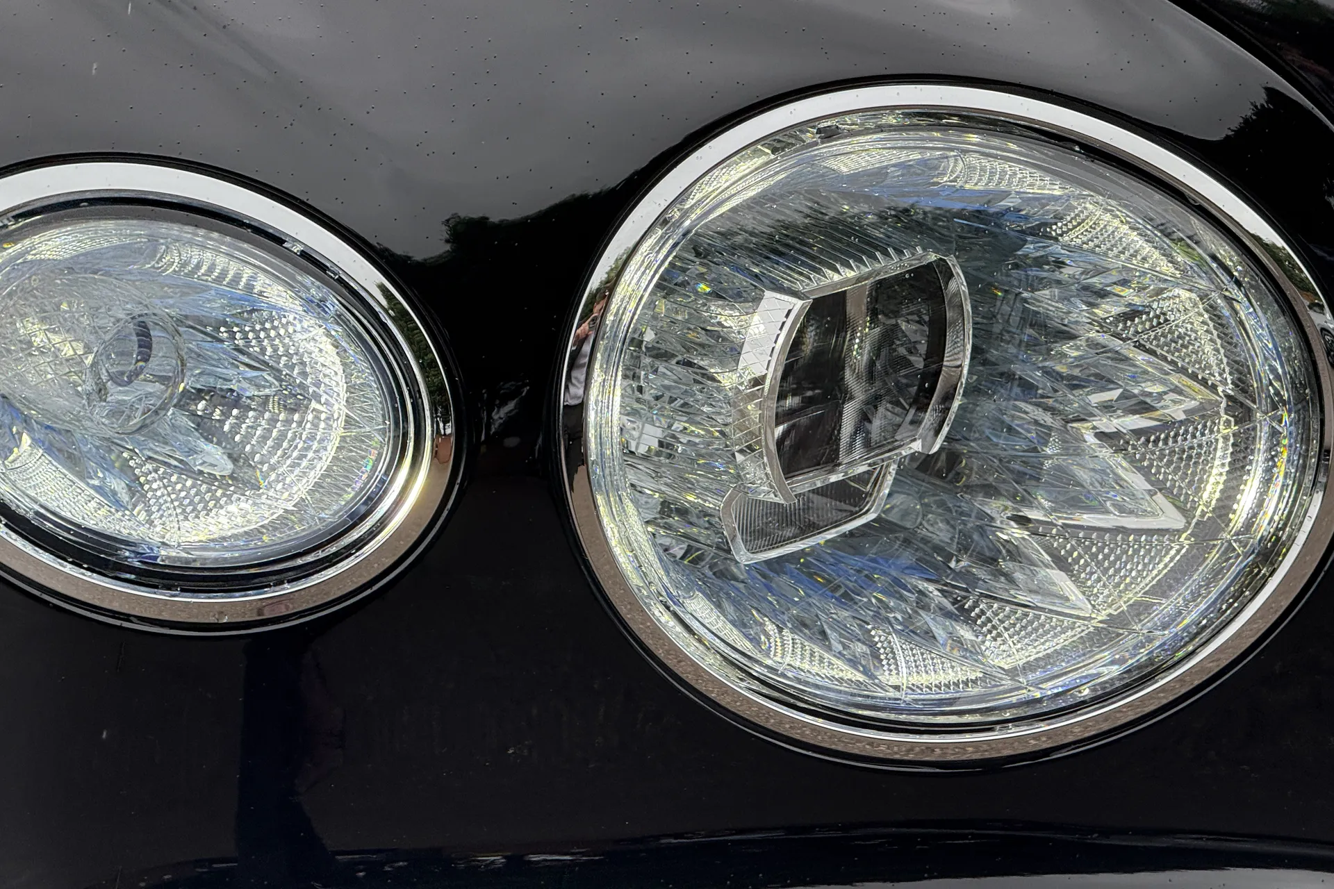 Bentley FLYING SPUR thumbnail image number 5