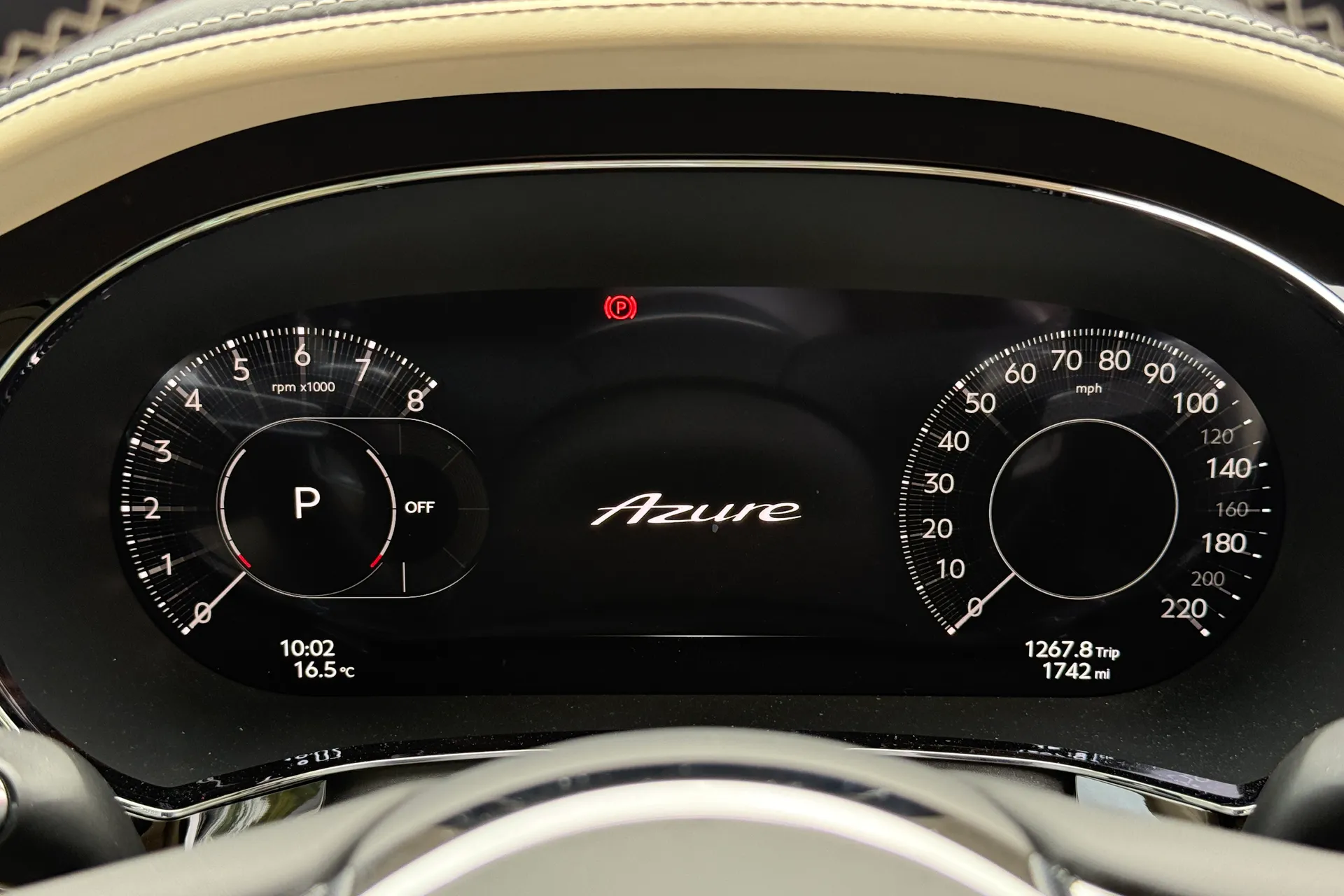 Bentley FLYING SPUR thumbnail image number 18