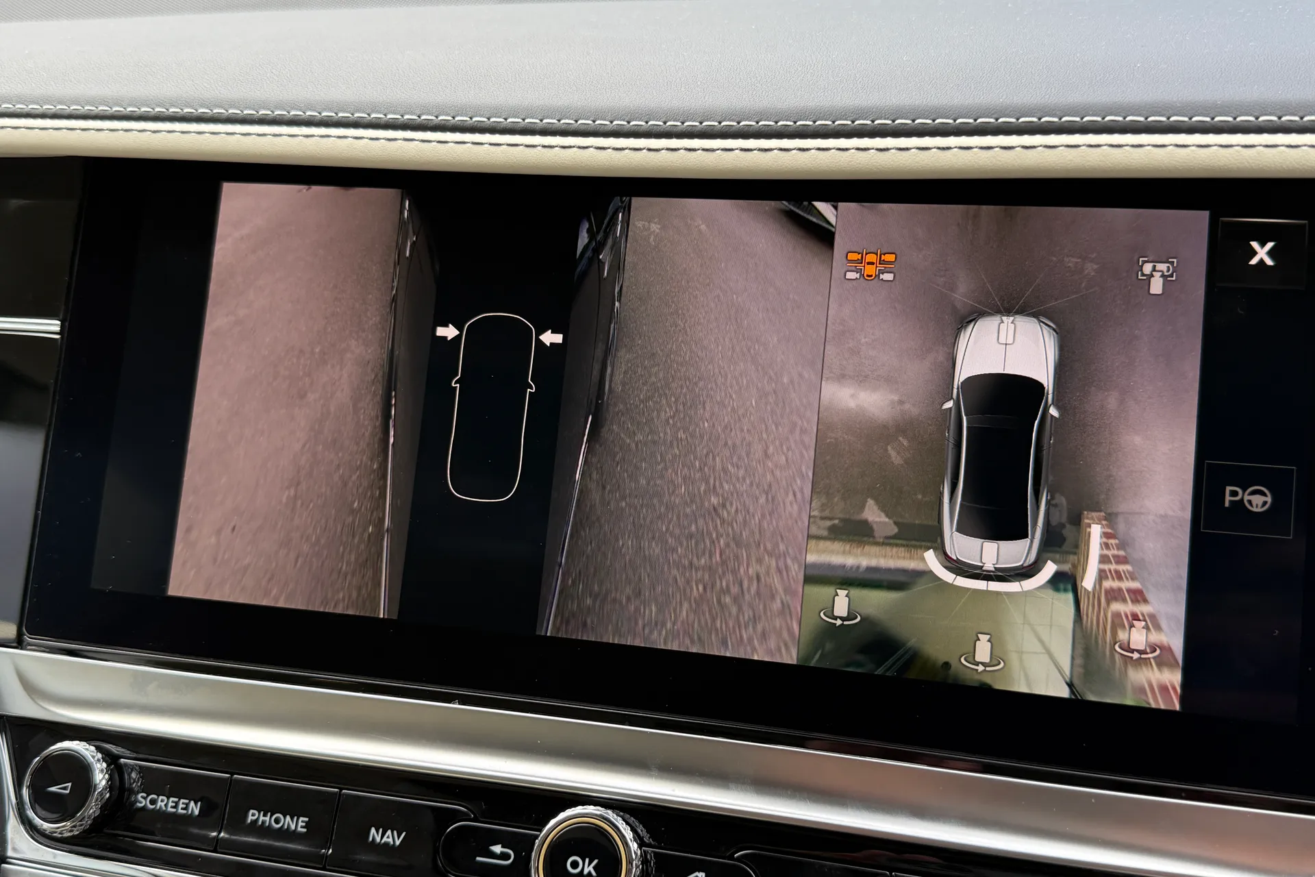 Bentley FLYING SPUR thumbnail image number 38