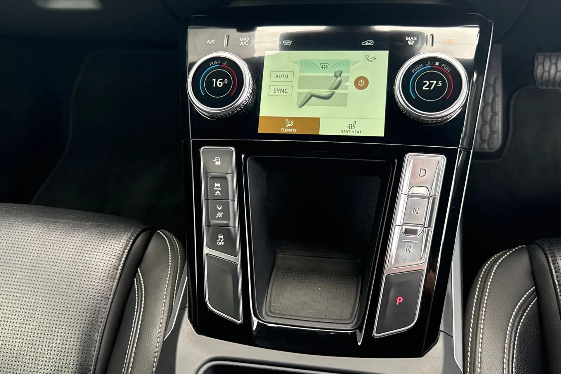Jaguar I-PACE thumbnail image number 56