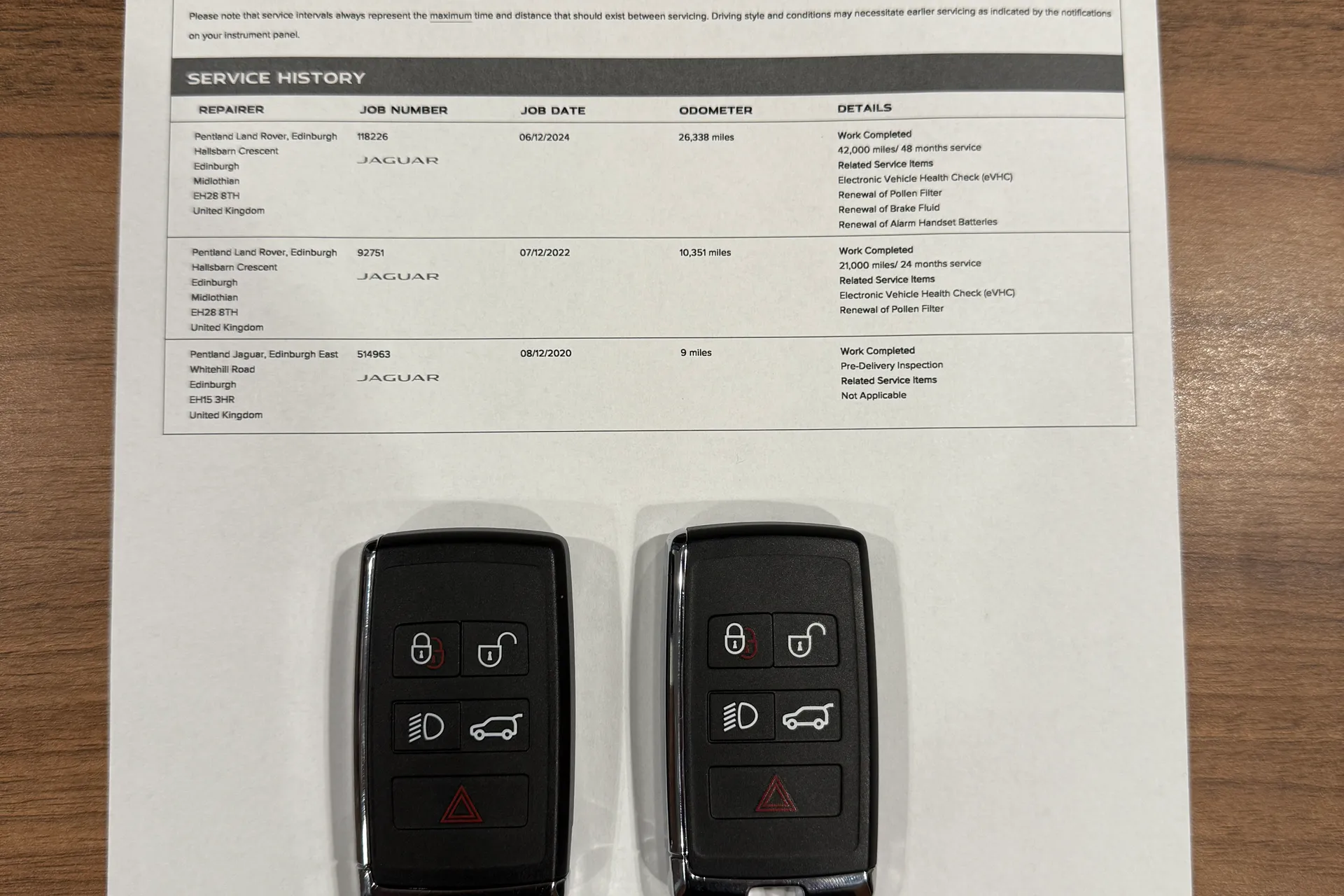 Jaguar I-PACE thumbnail image number 3