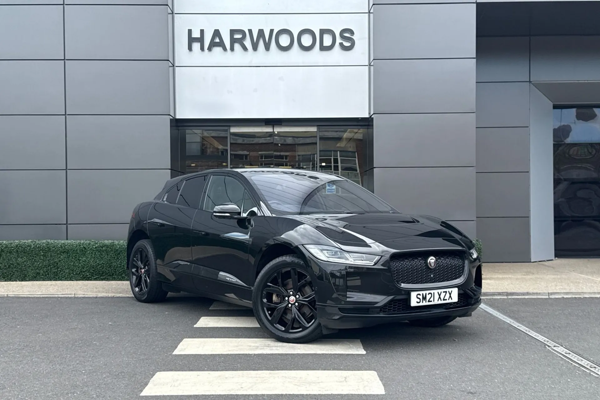Jaguar I-PACE focused image