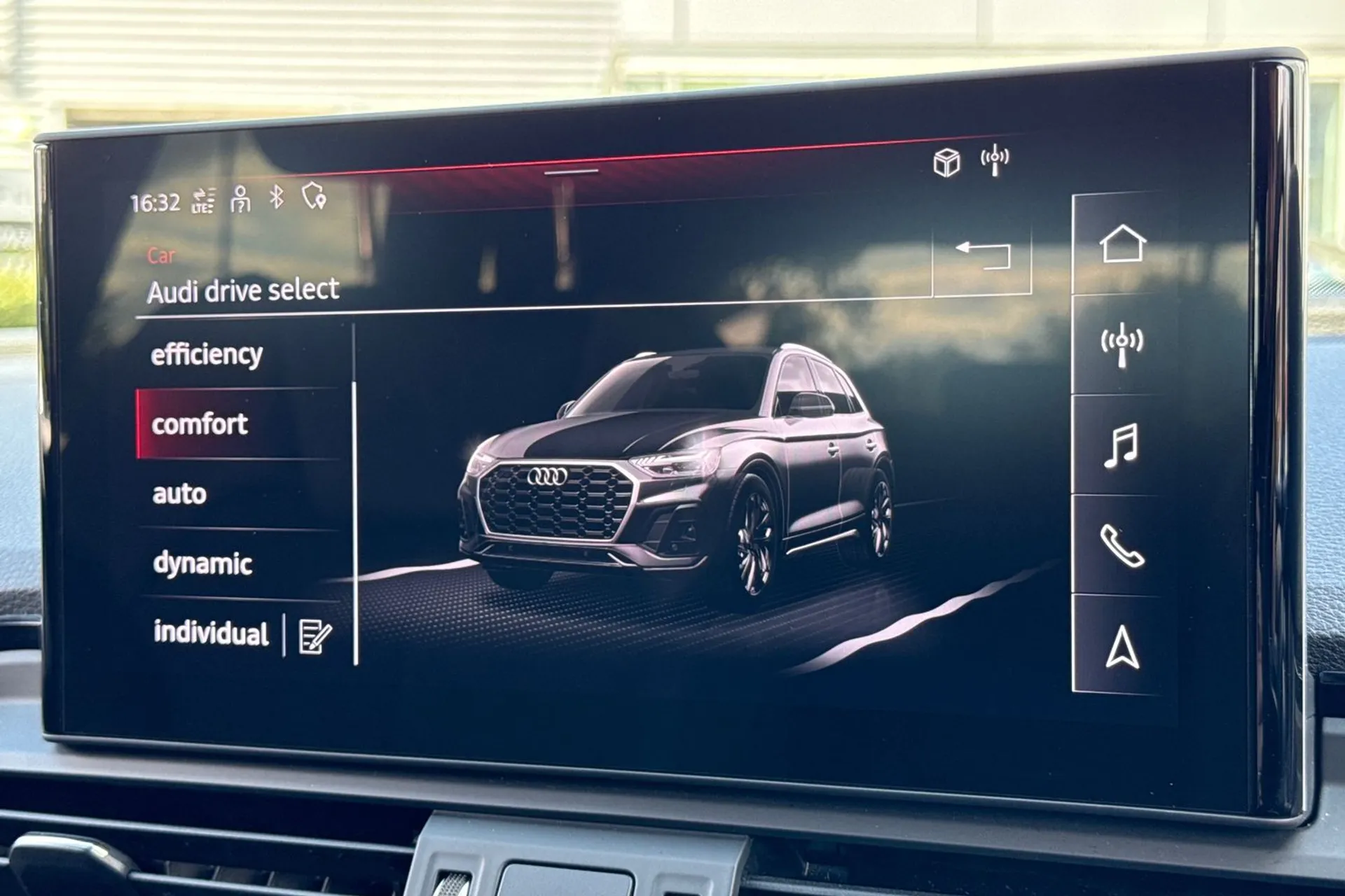 Audi Q5 thumbnail image number 12