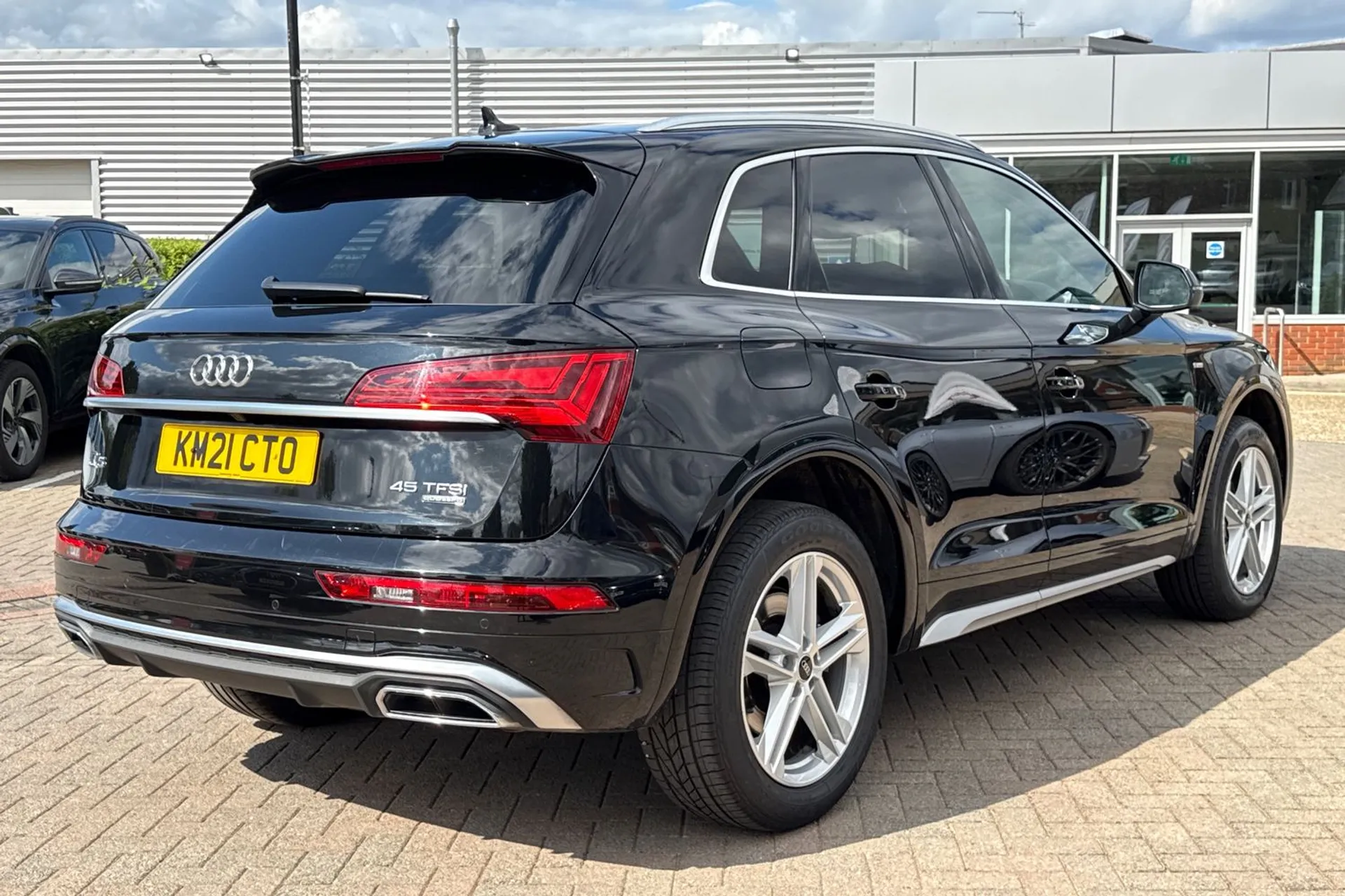 Audi Q5 thumbnail image number 4