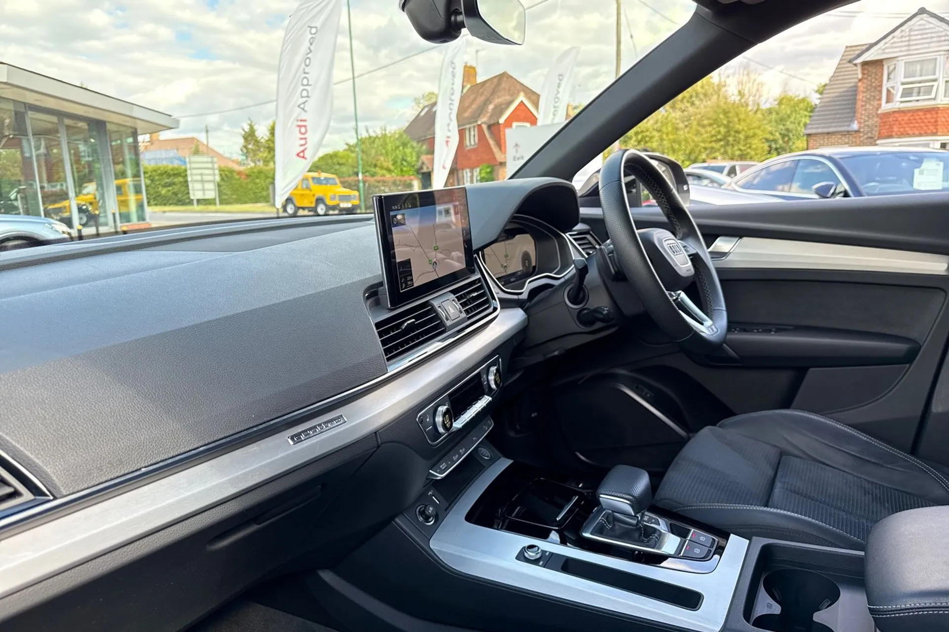 Audi Q5 thumbnail image number 28