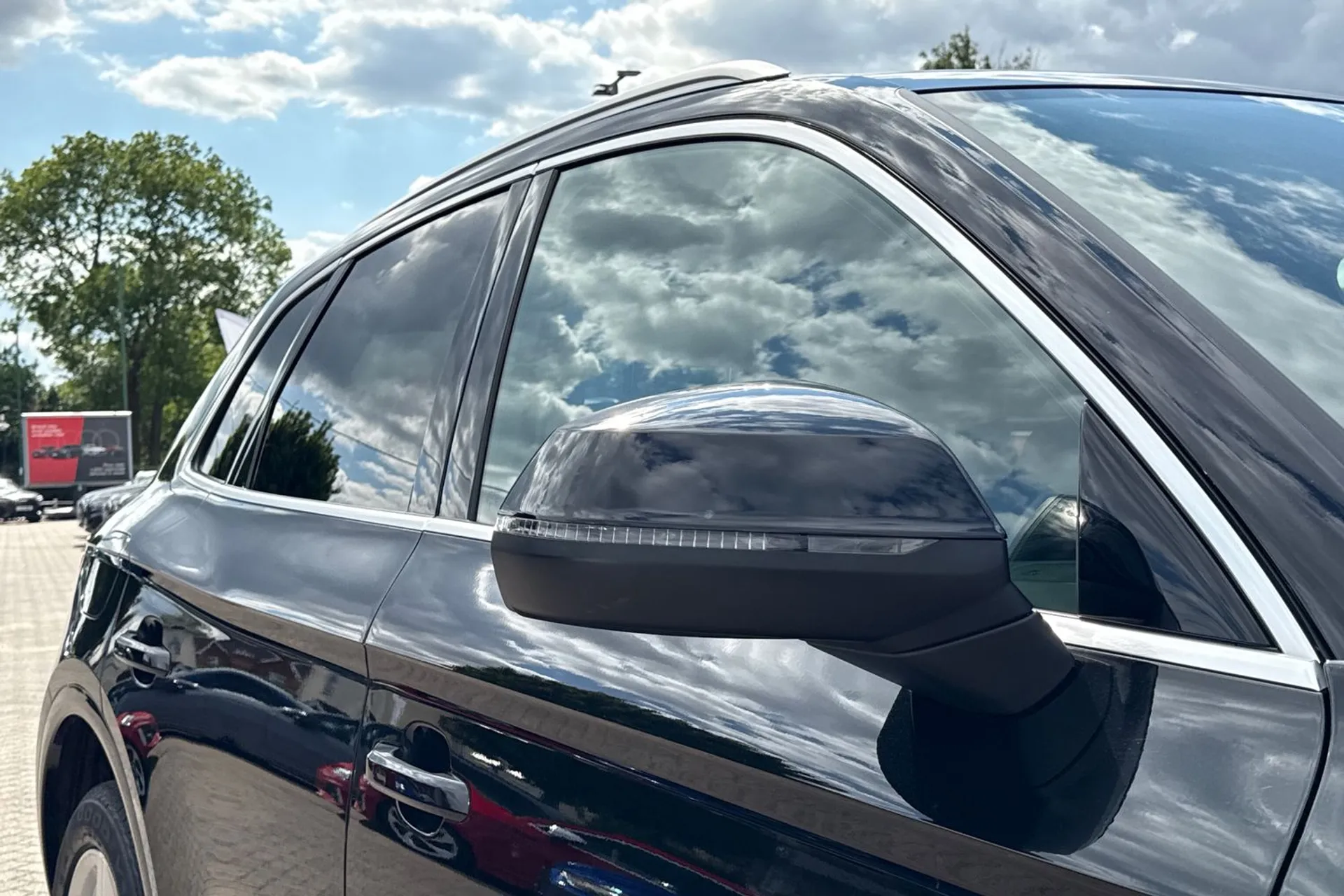 Audi Q5 thumbnail image number 42