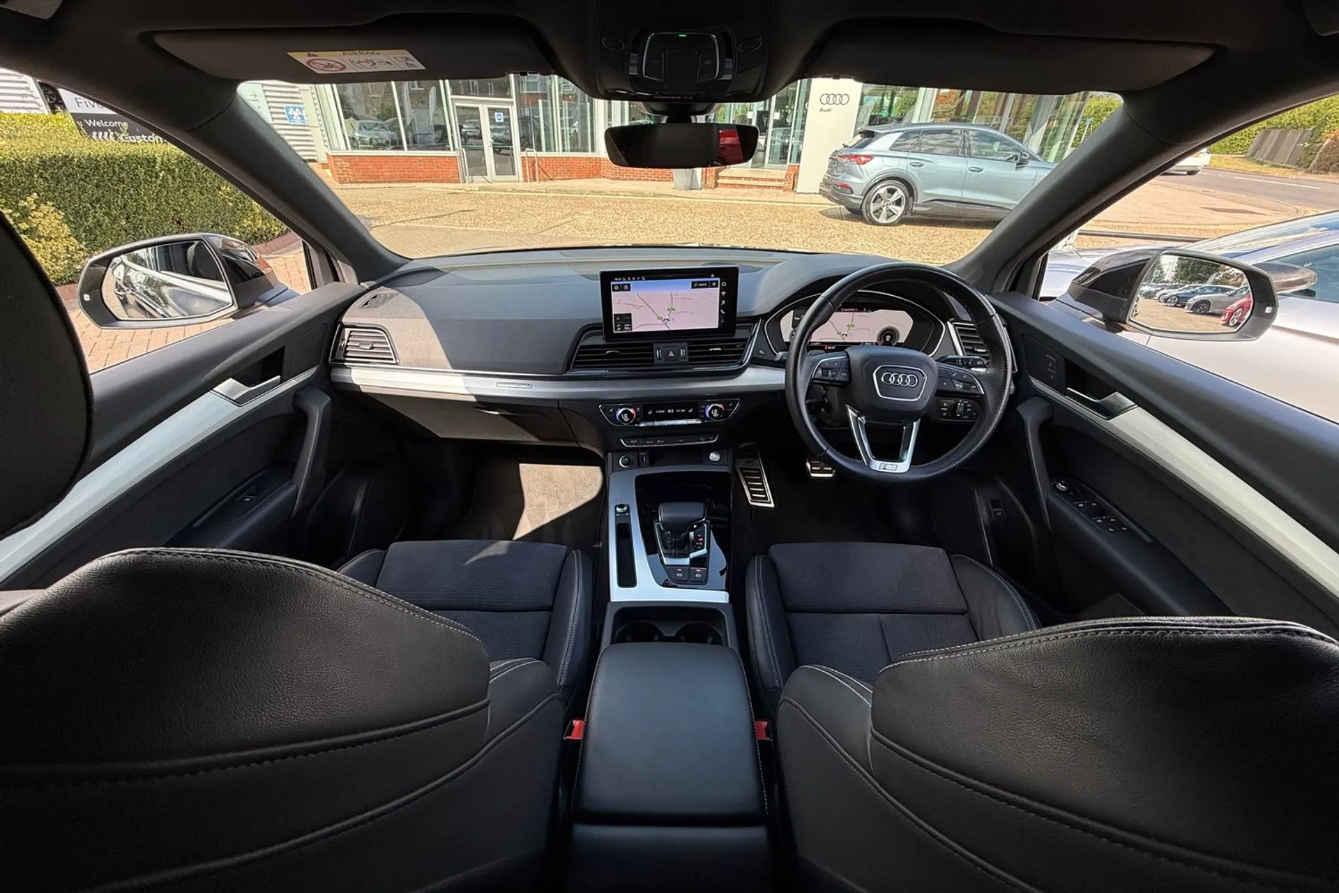 Audi Q5 thumbnail image number 3