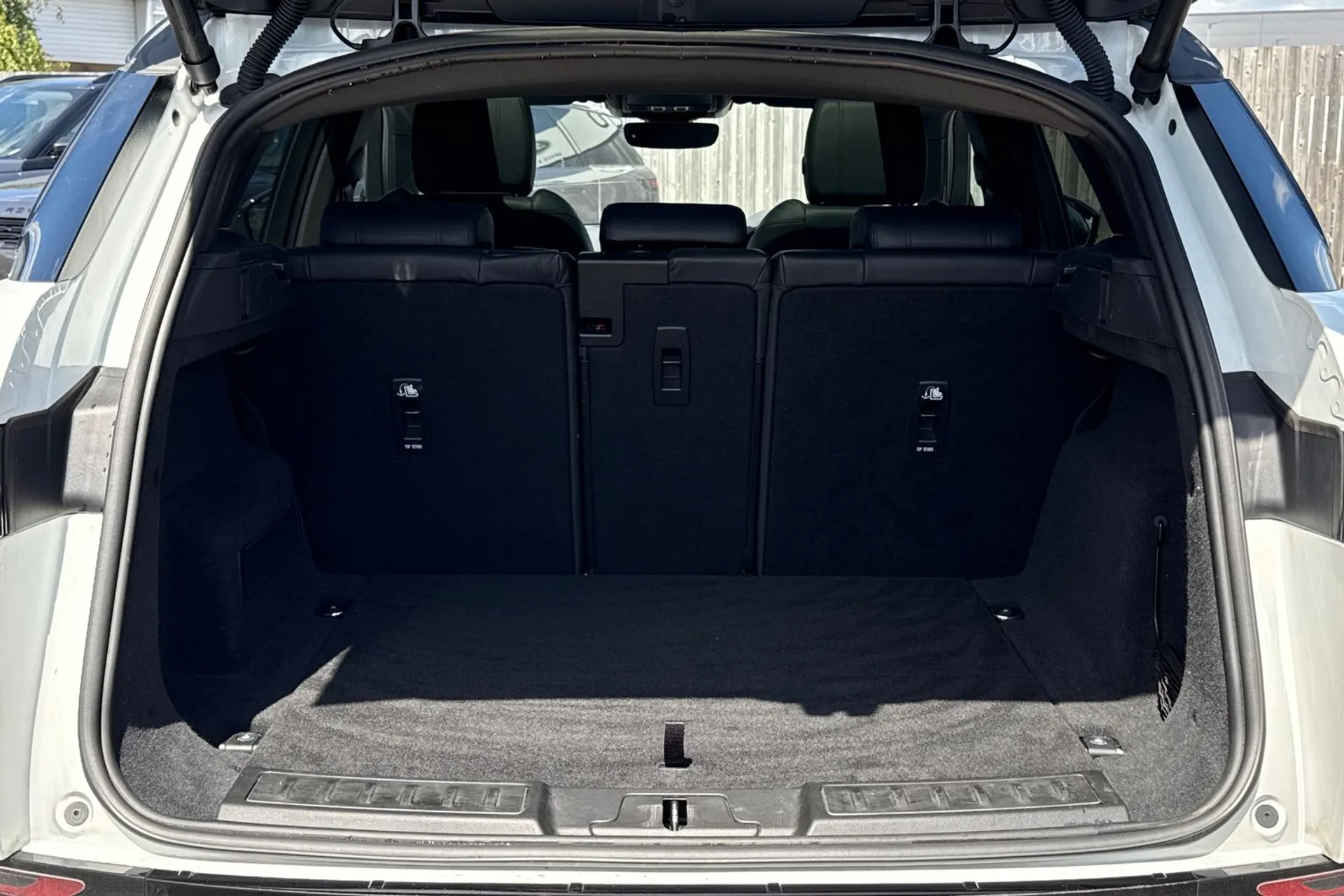 LAND ROVER RANGE ROVER EVOQUE thumbnail image number 28