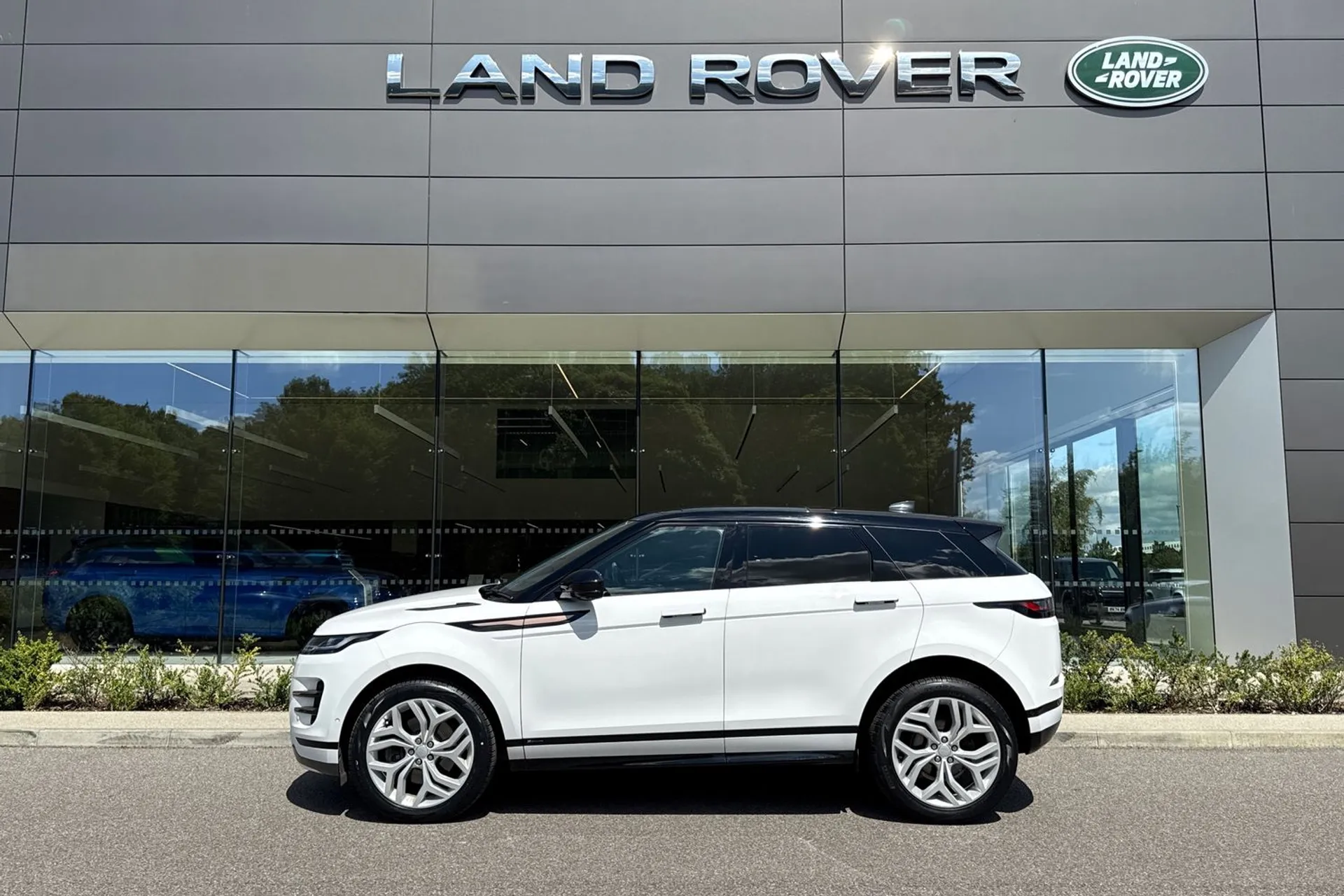 LAND ROVER RANGE ROVER EVOQUE thumbnail image number 8