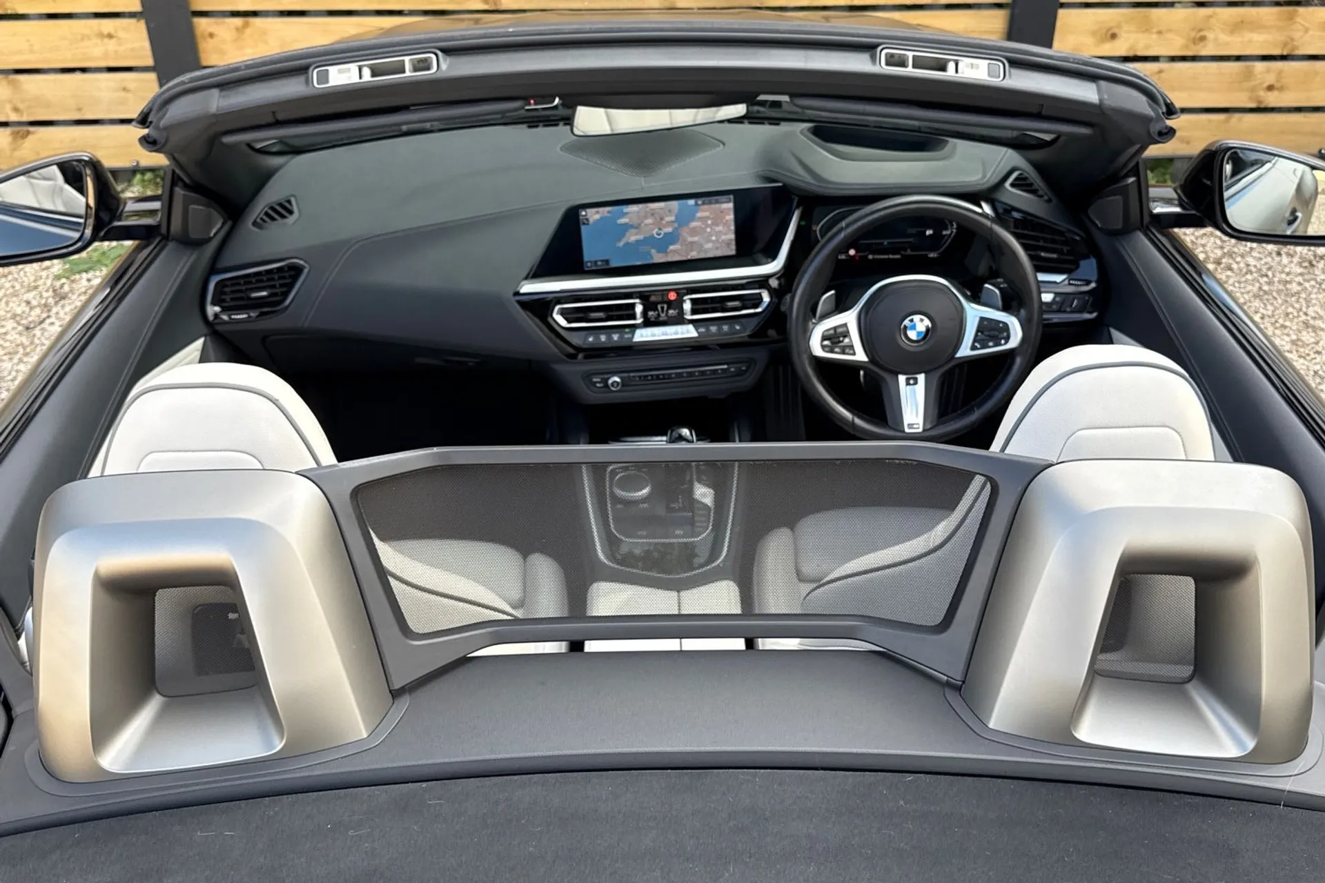 BMW Z4 thumbnail image number 33