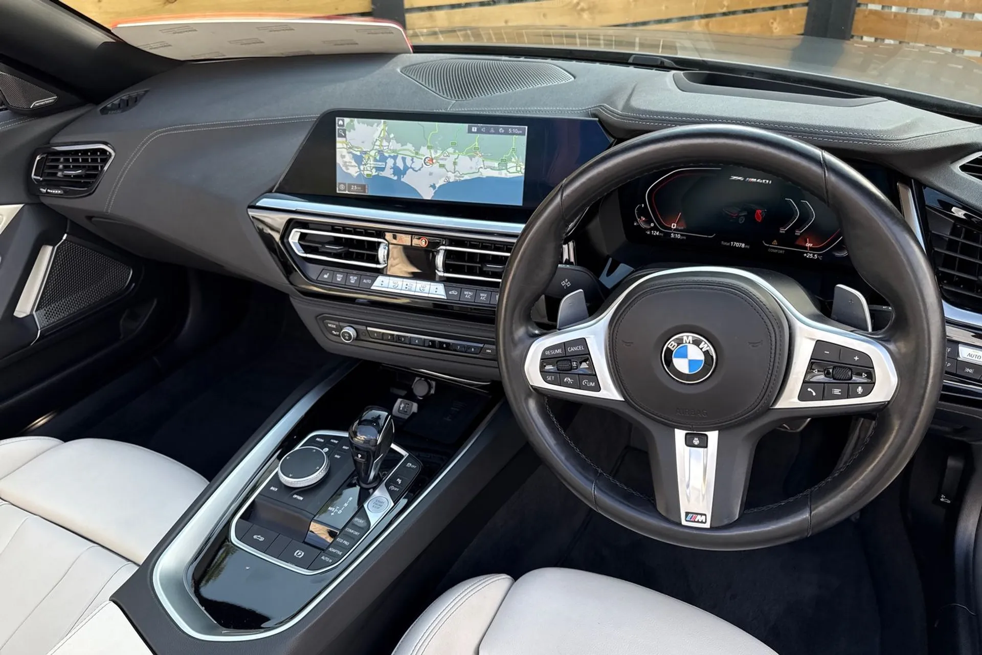 BMW Z4 thumbnail image number 3