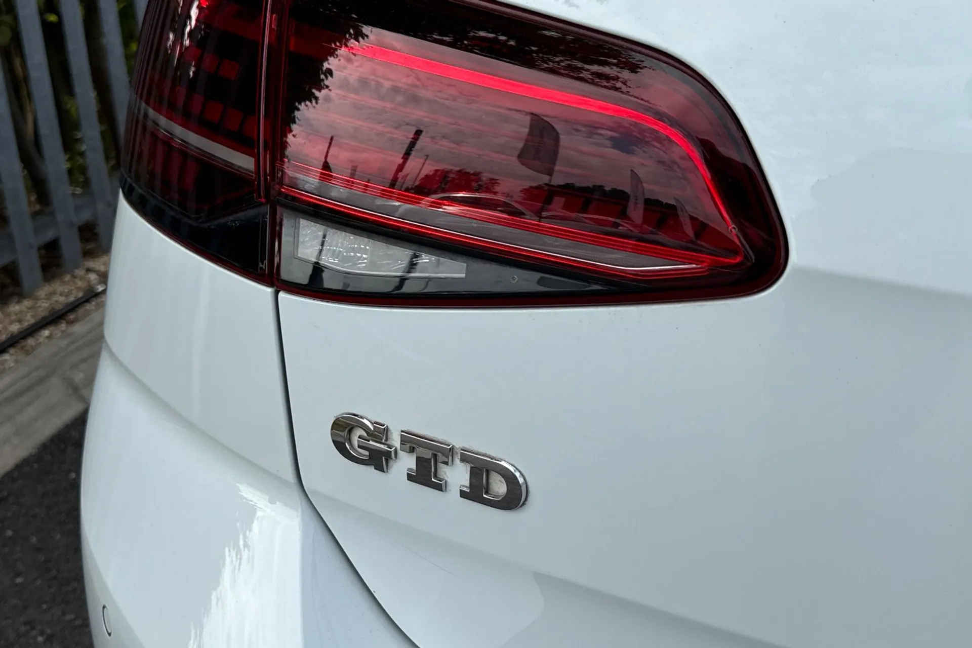 VOLKSWAGEN GOLF thumbnail image number 16