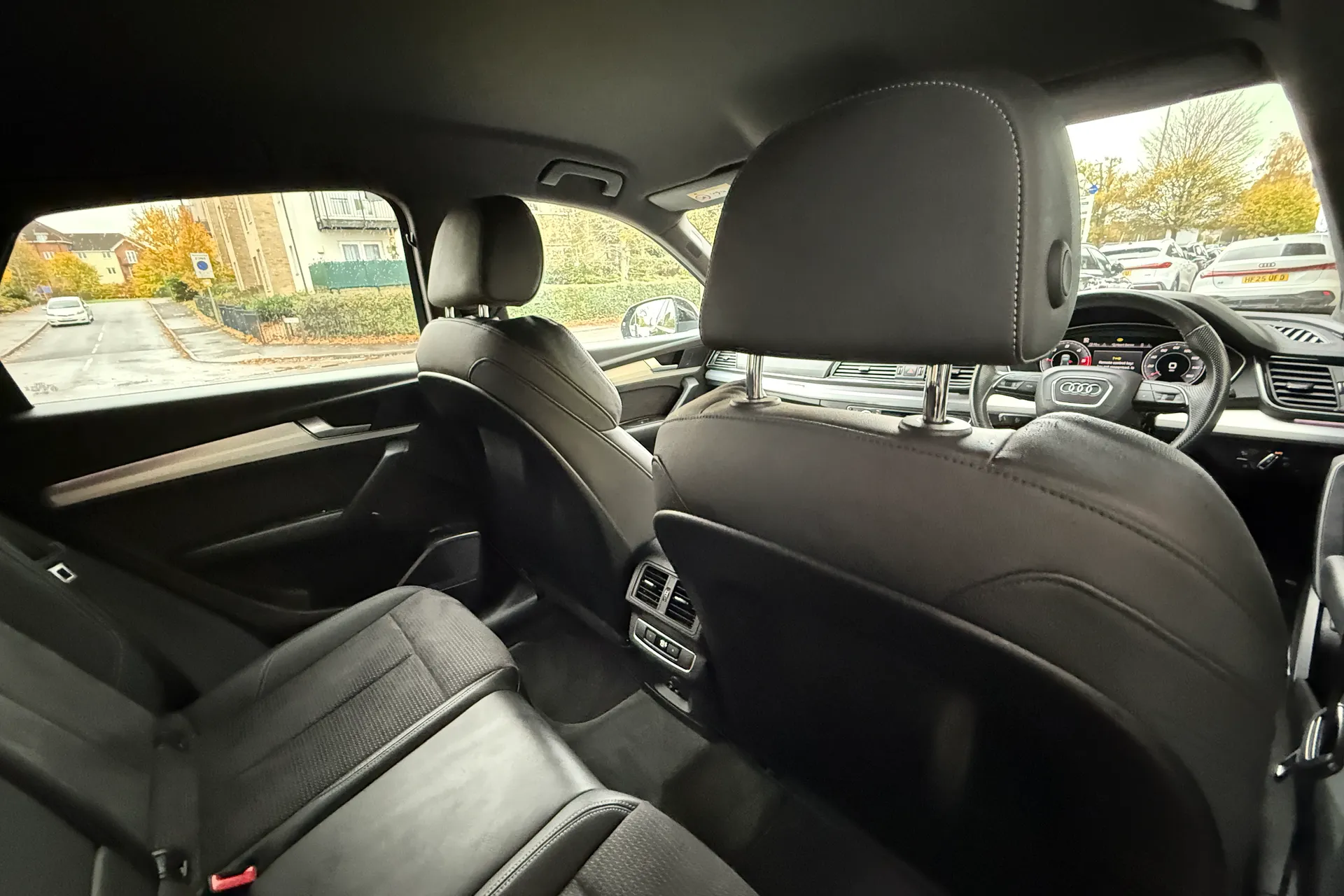 Audi Q5 thumbnail image number 44