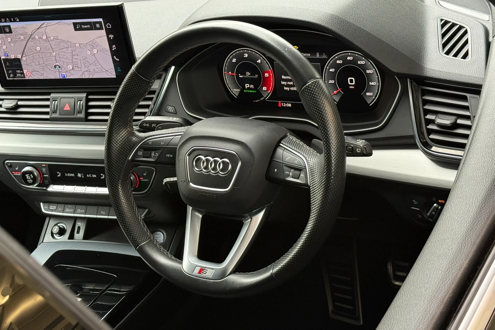 Audi Q5 thumbnail image number 37