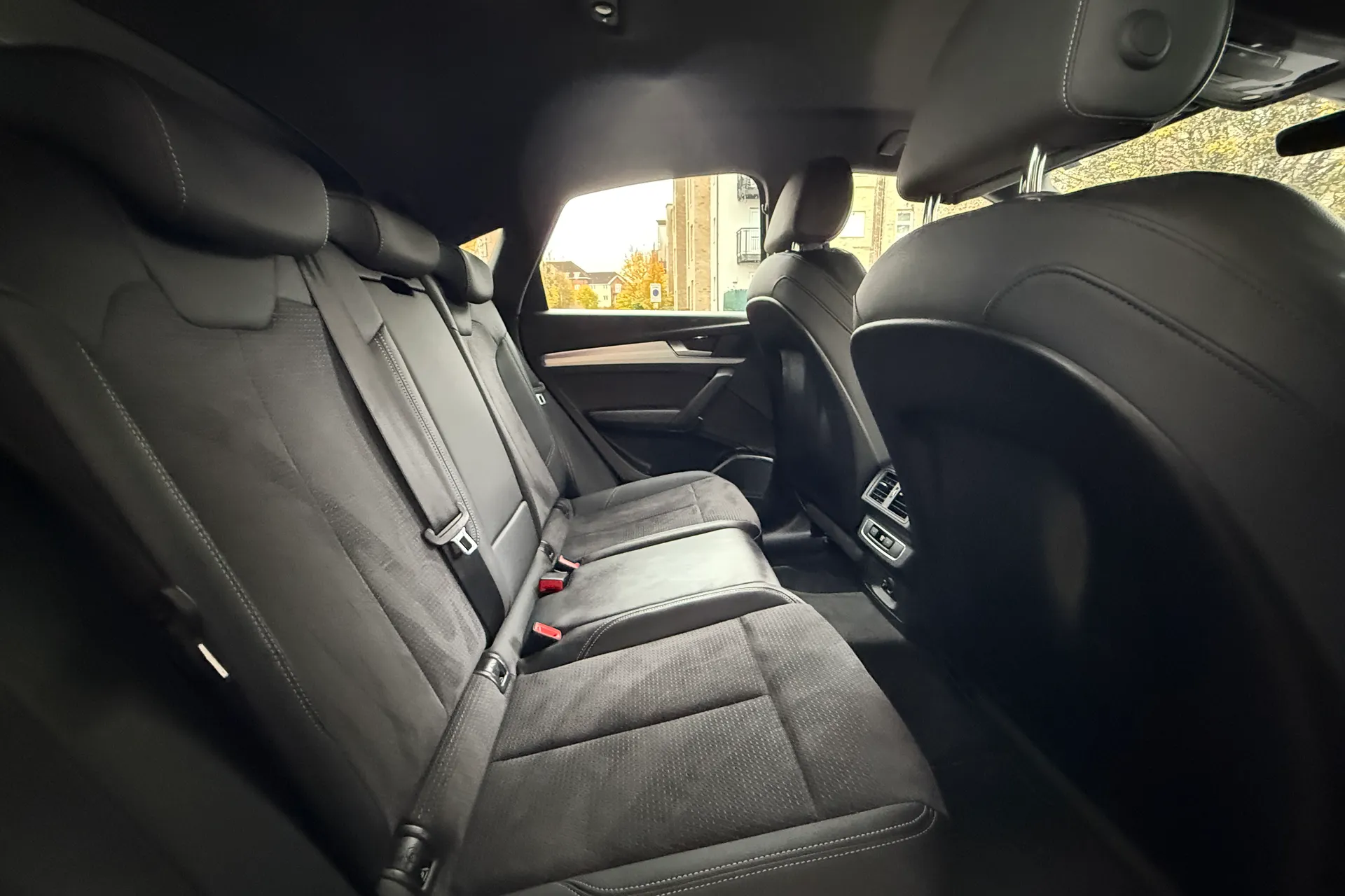 Audi Q5 thumbnail image number 43