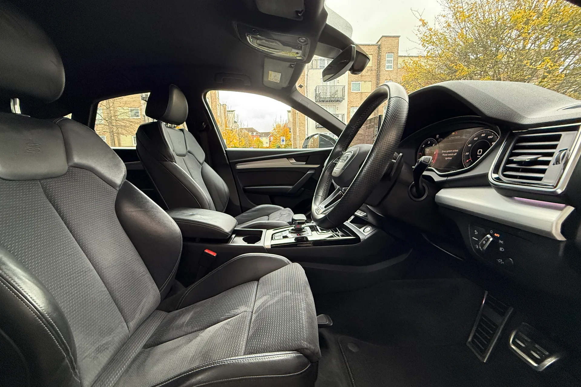 Audi Q5 thumbnail image number 39