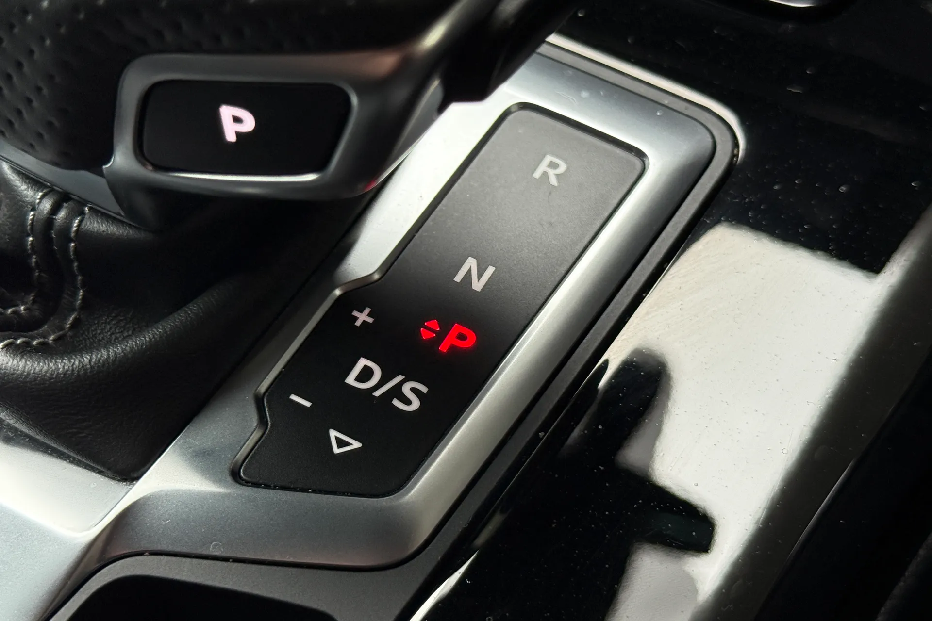 Audi Q5 thumbnail image number 32