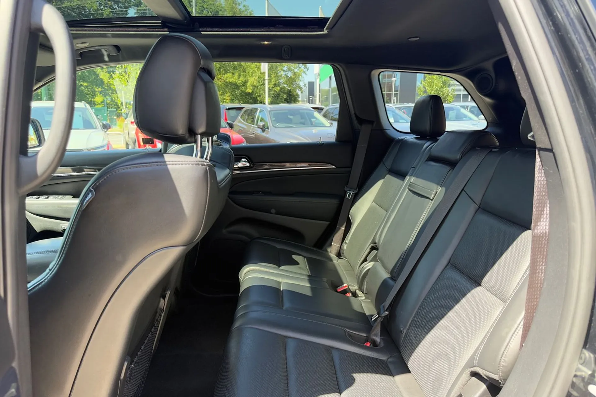 JEEP GRAND CHEROKEE thumbnail image number 29