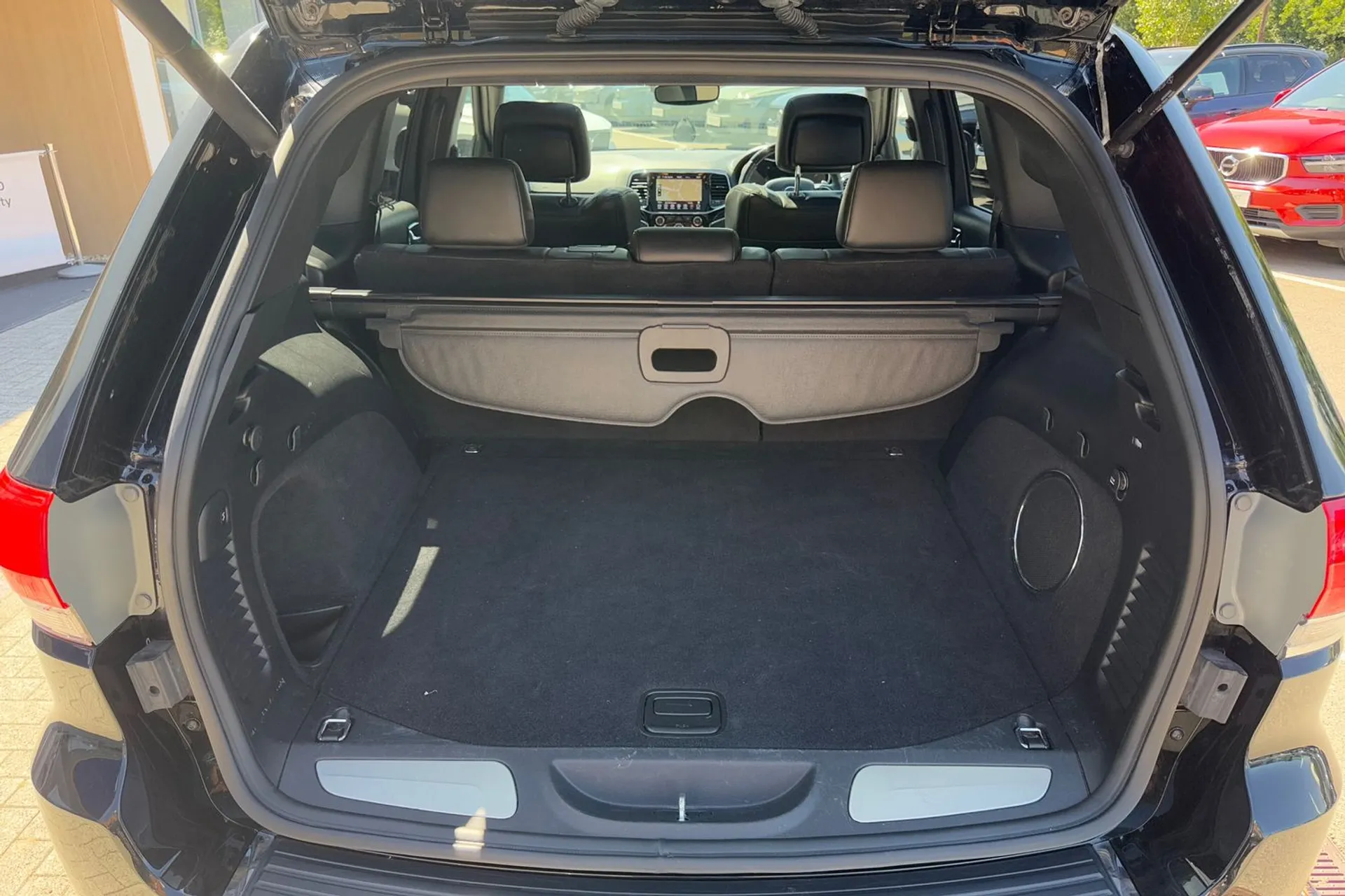 JEEP GRAND CHEROKEE thumbnail image number 19