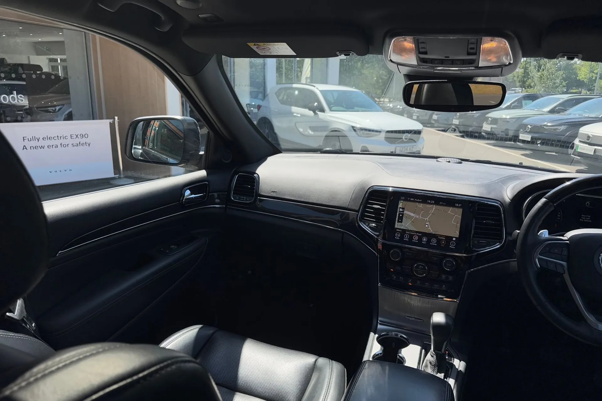 JEEP GRAND CHEROKEE thumbnail image number 30