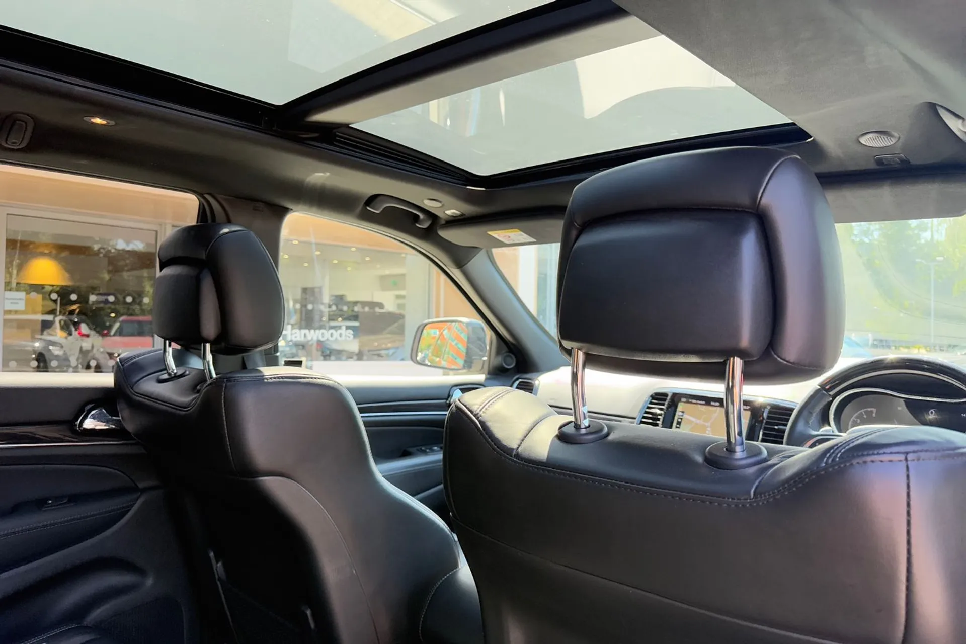 JEEP GRAND CHEROKEE thumbnail image number 23