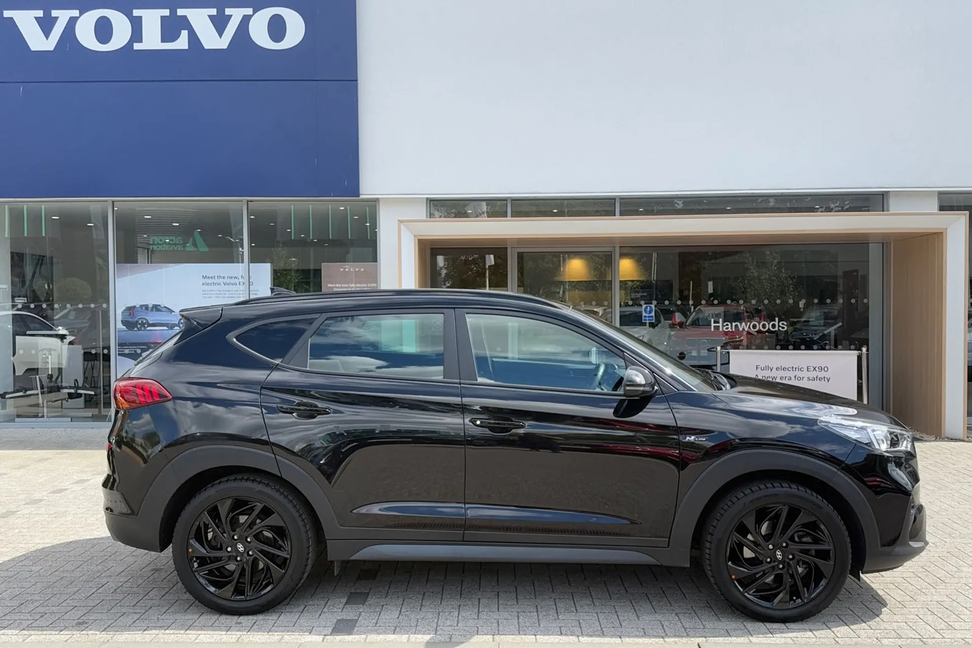 HYUNDAI TUCSON thumbnail image number 2