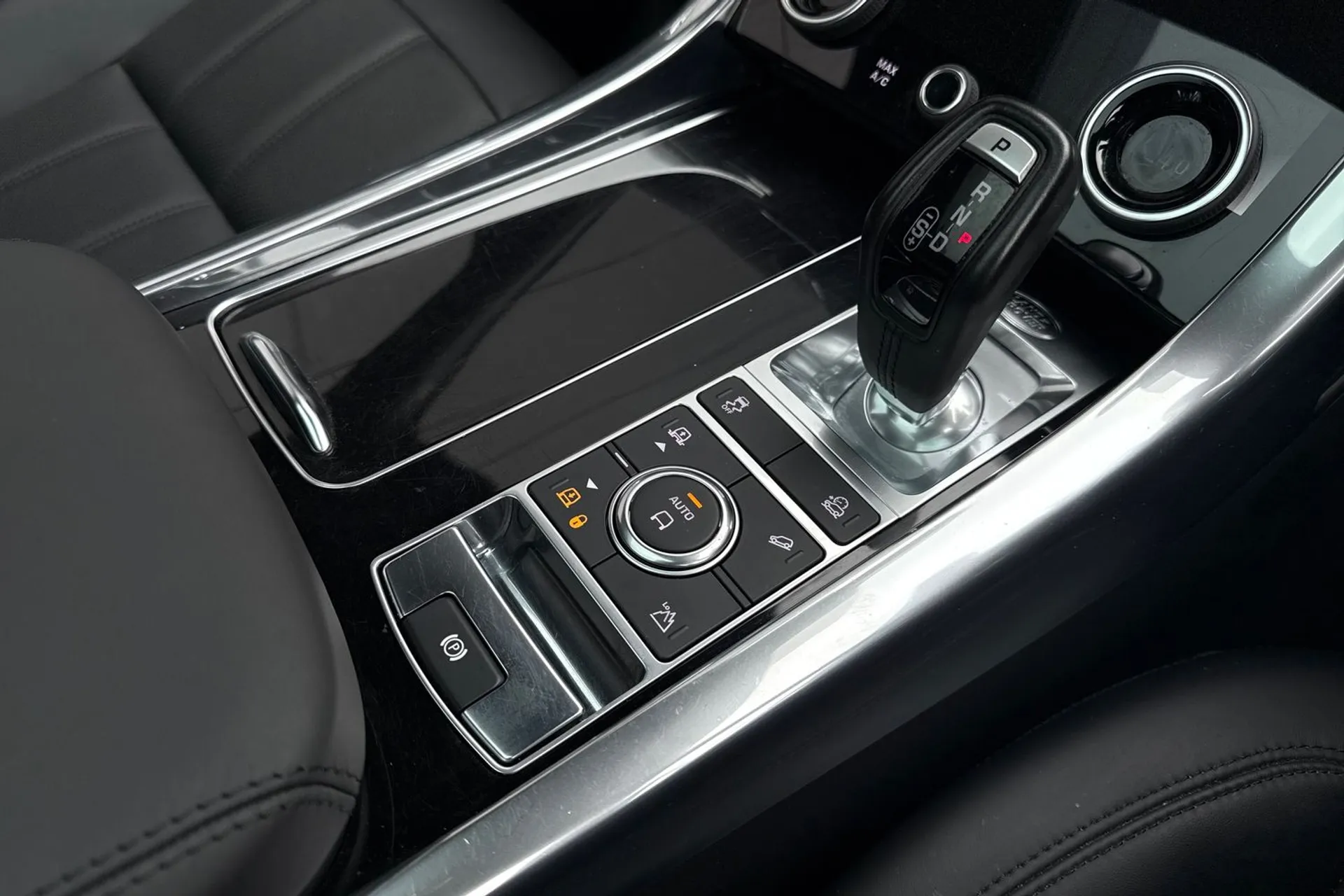 LAND ROVER RANGE ROVER SPORT thumbnail image number 22