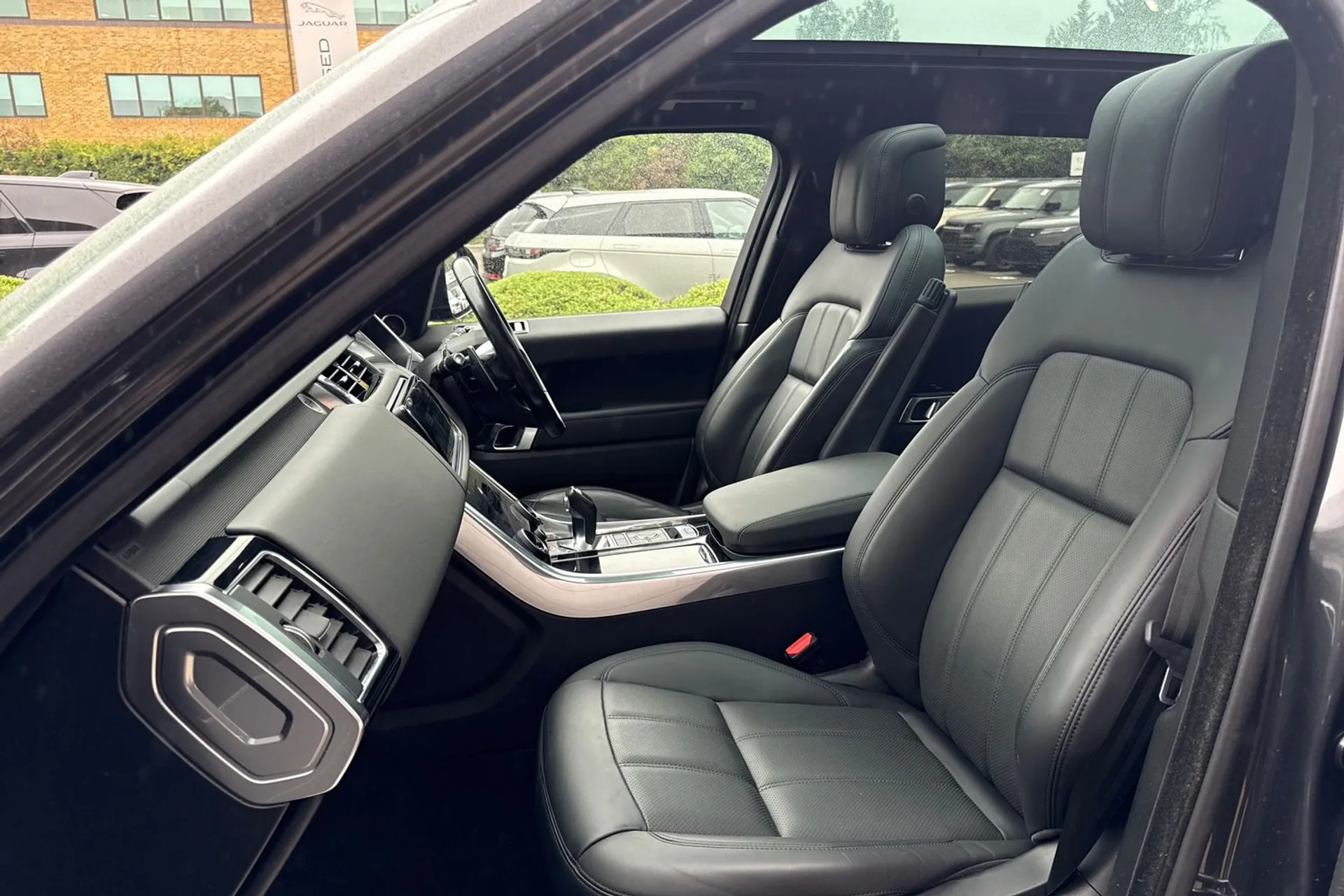 LAND ROVER RANGE ROVER SPORT thumbnail image number 41