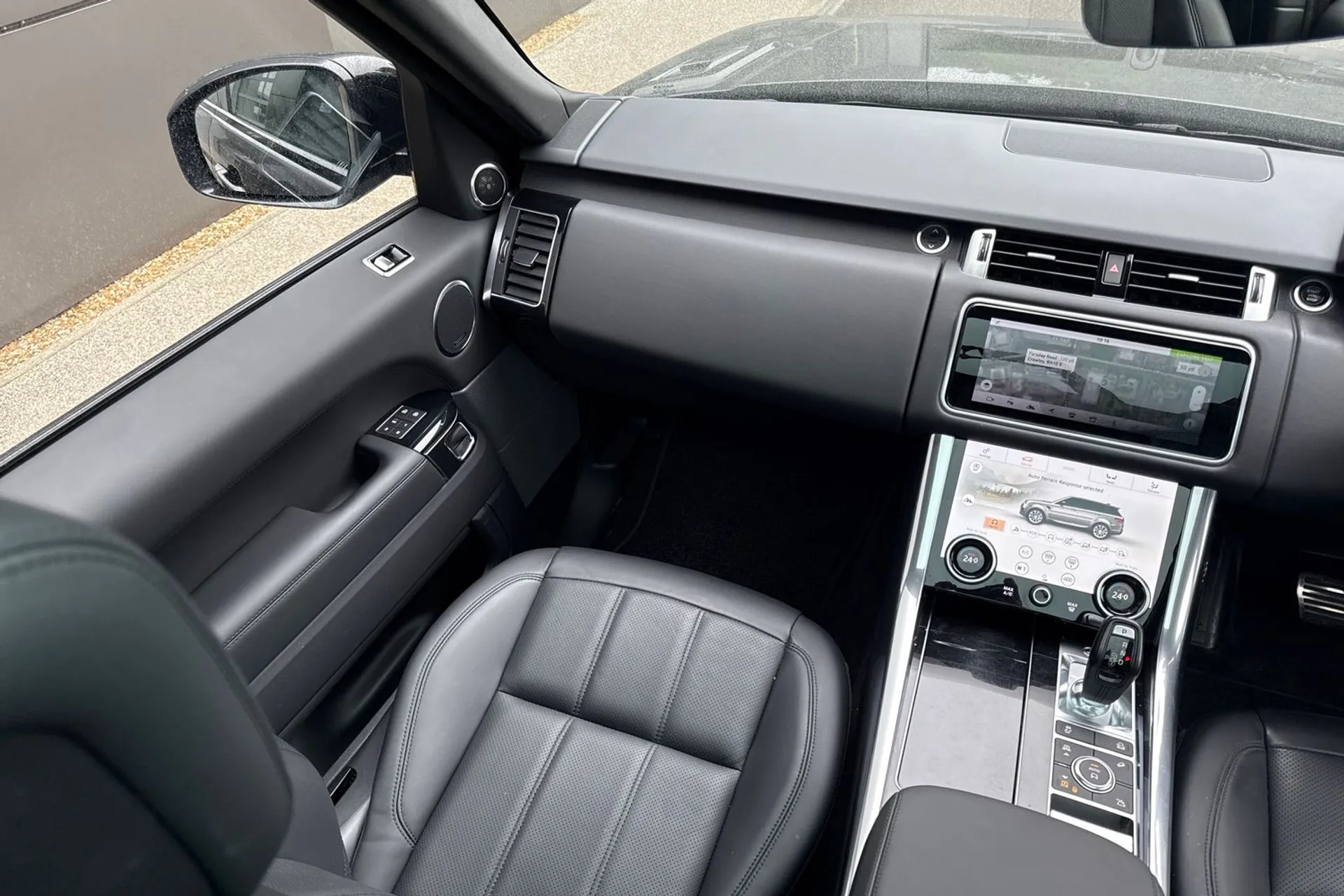 LAND ROVER RANGE ROVER SPORT thumbnail image number 21