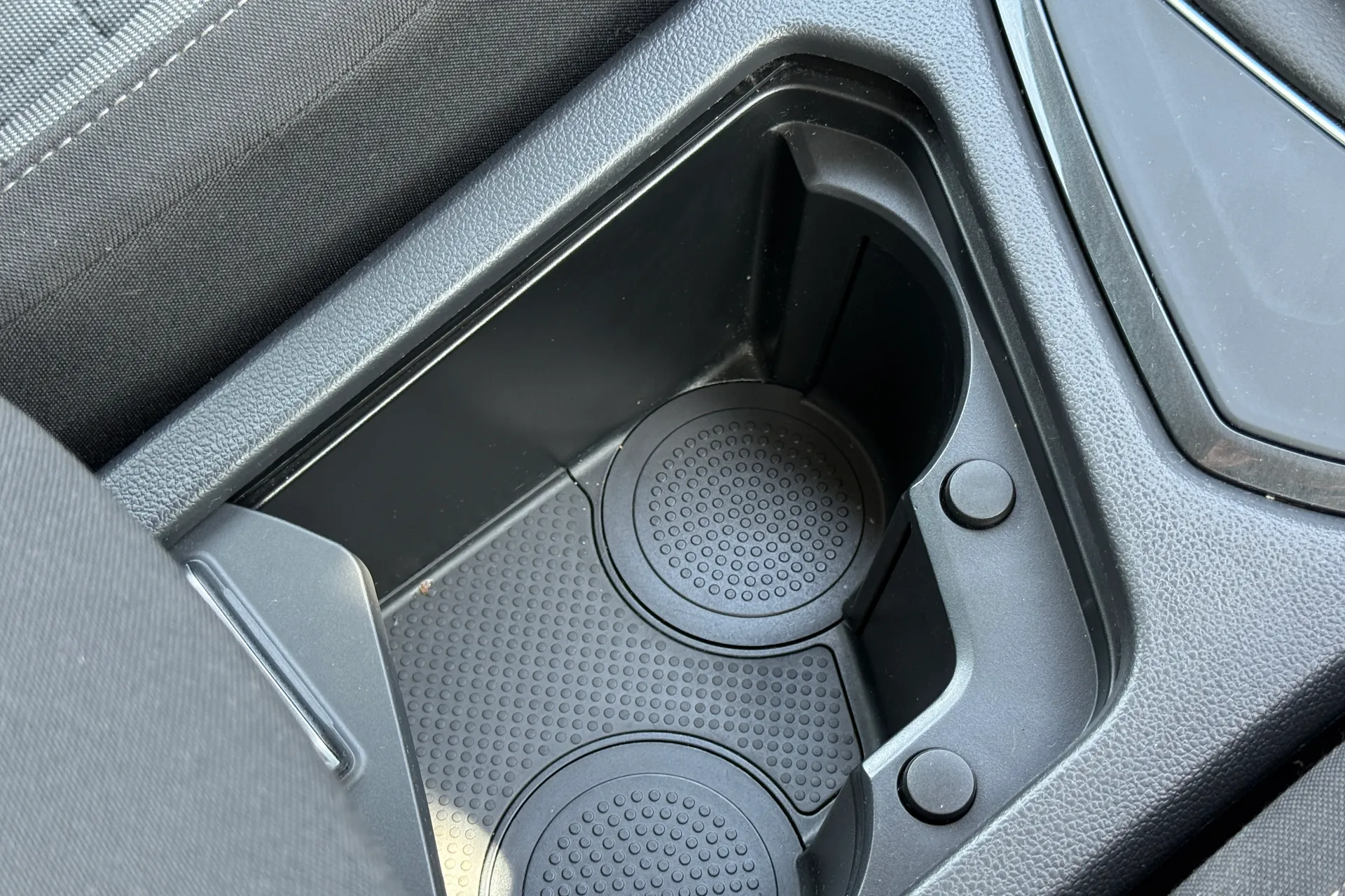 VOLKSWAGEN TIGUAN thumbnail image number 38