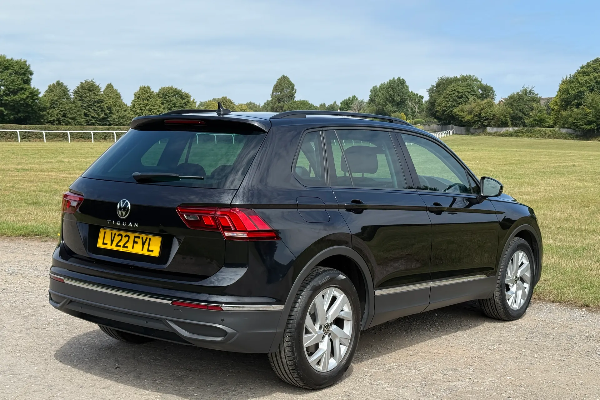 VOLKSWAGEN TIGUAN thumbnail image number 15