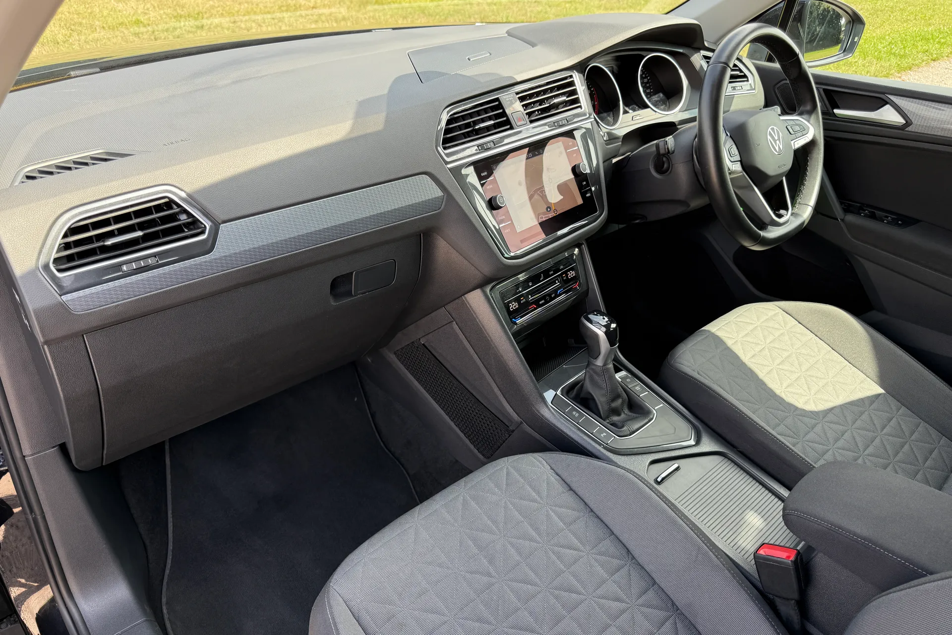 VOLKSWAGEN TIGUAN thumbnail image number 26