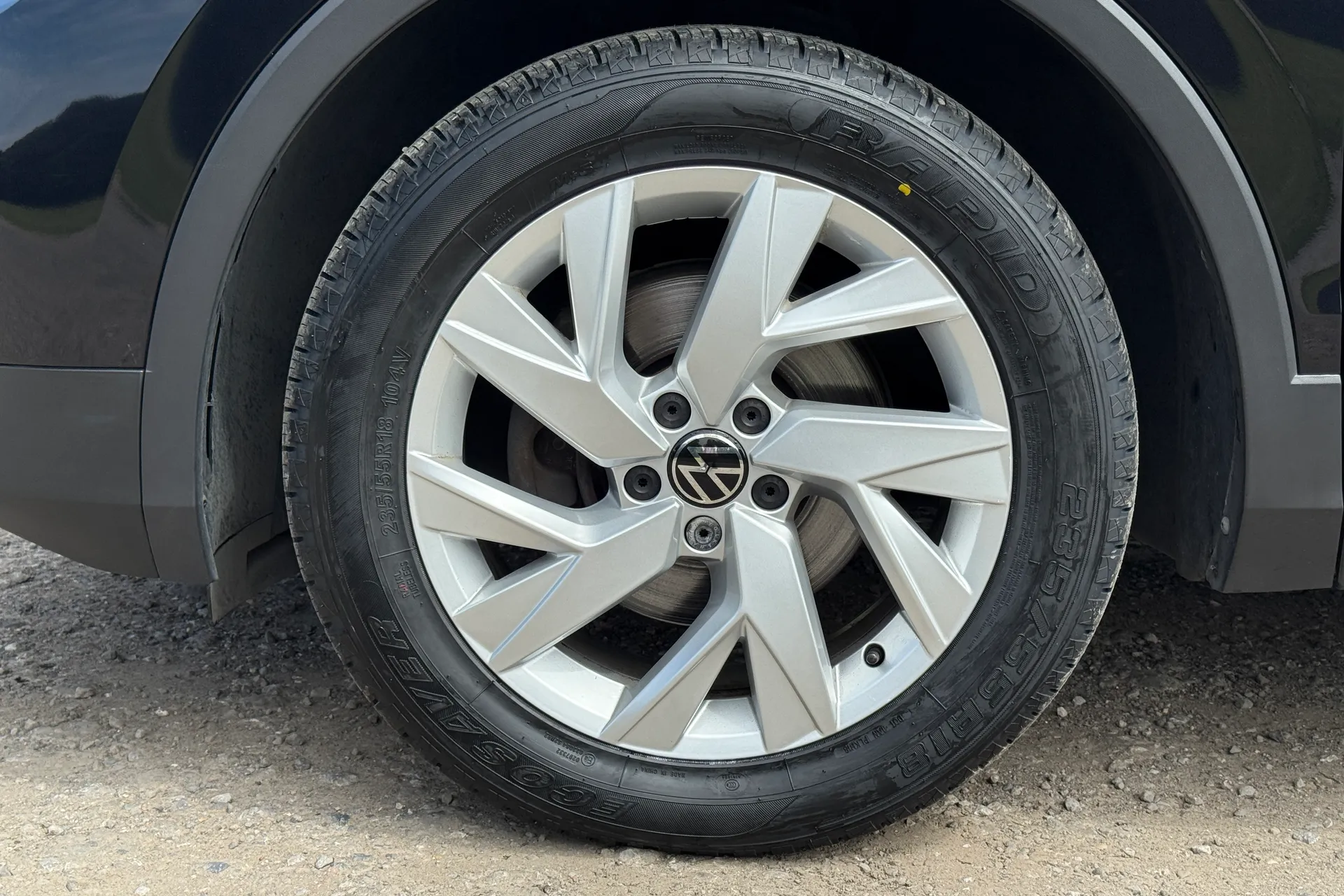 VOLKSWAGEN TIGUAN thumbnail image number 5