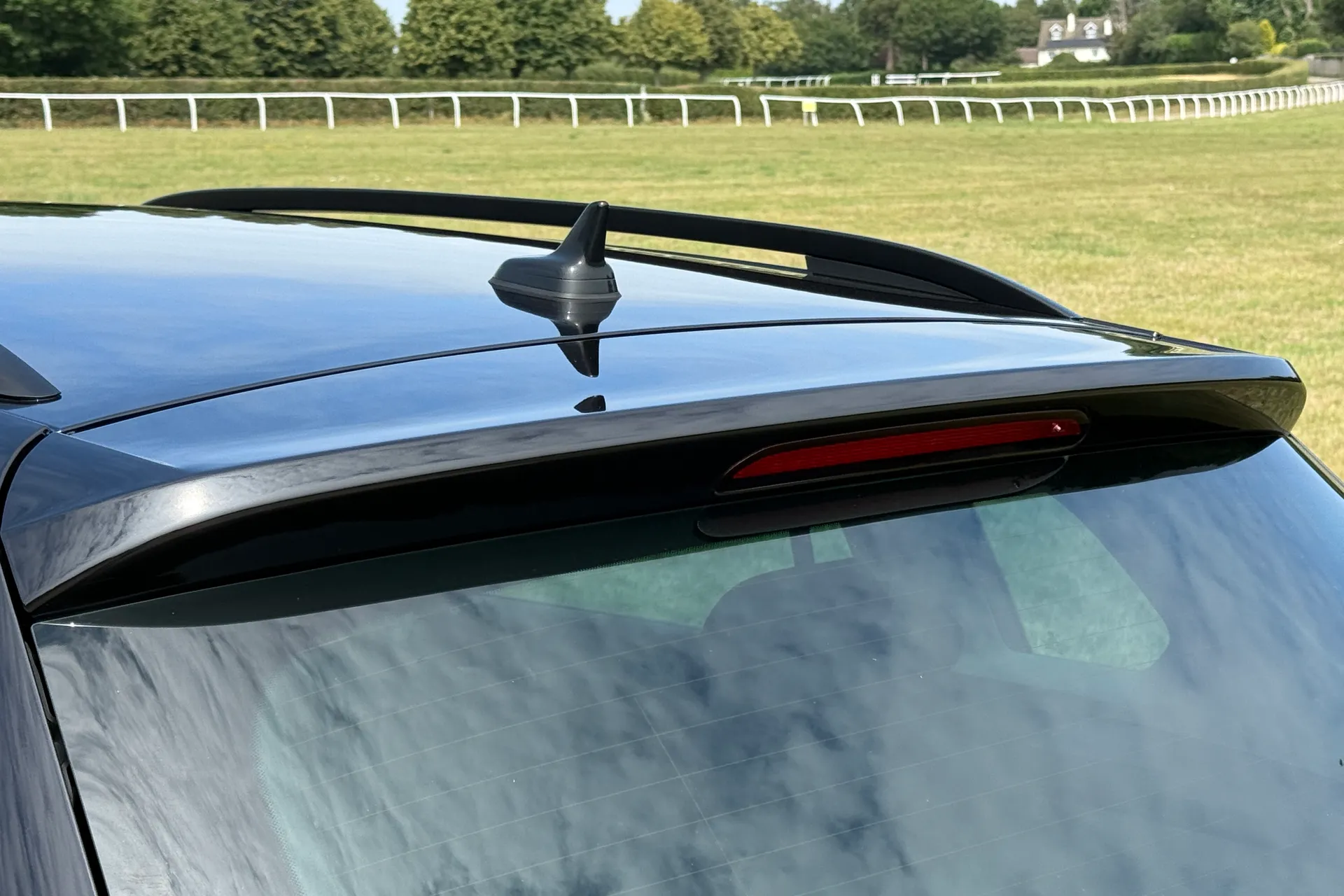 VOLKSWAGEN TIGUAN thumbnail image number 12