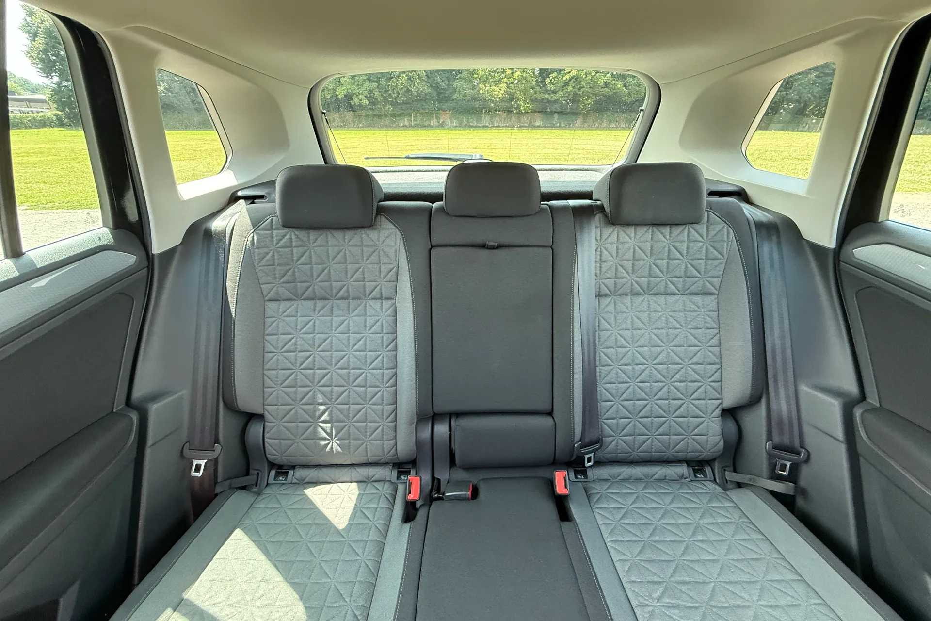 VOLKSWAGEN TIGUAN thumbnail image number 44