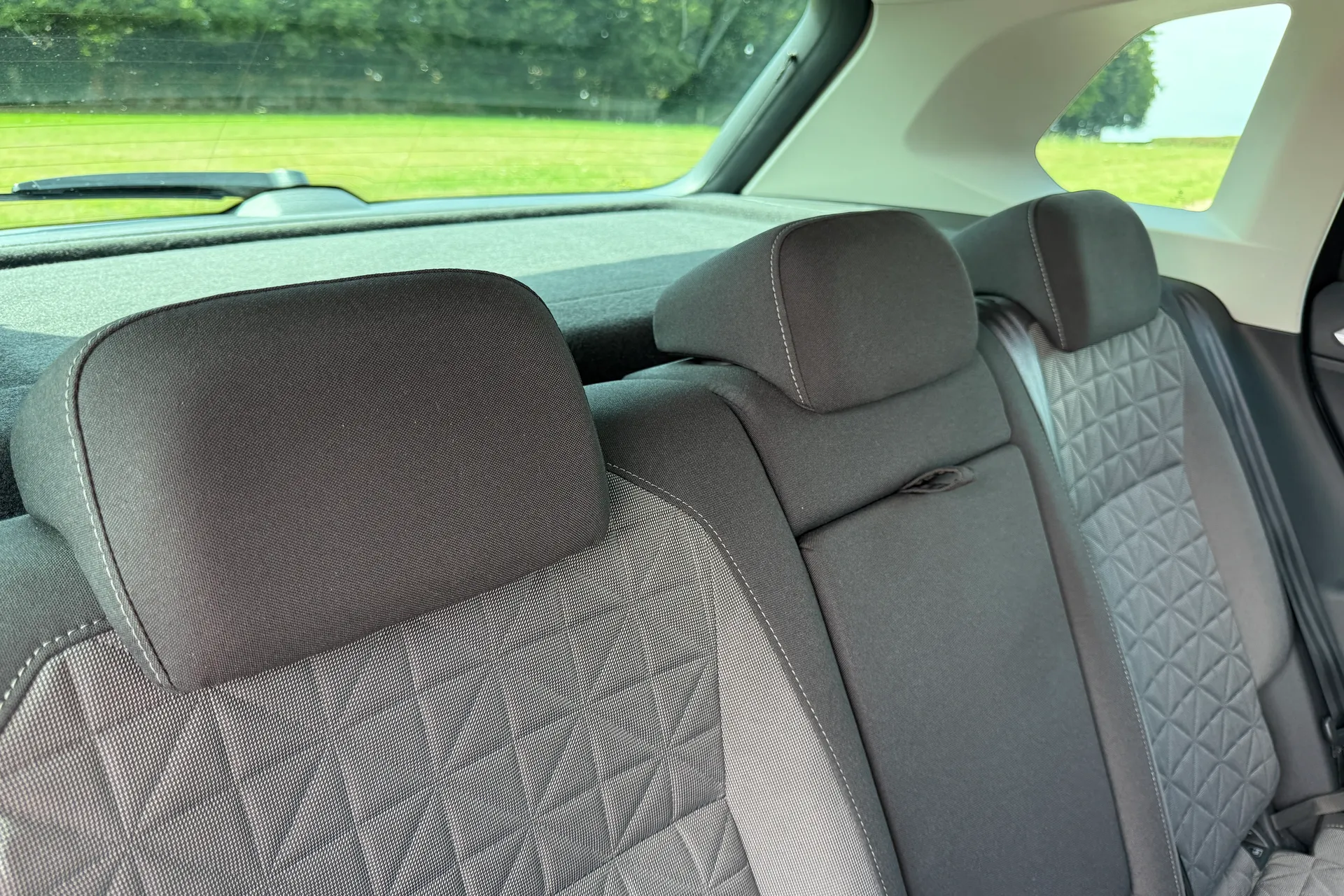 VOLKSWAGEN TIGUAN thumbnail image number 23