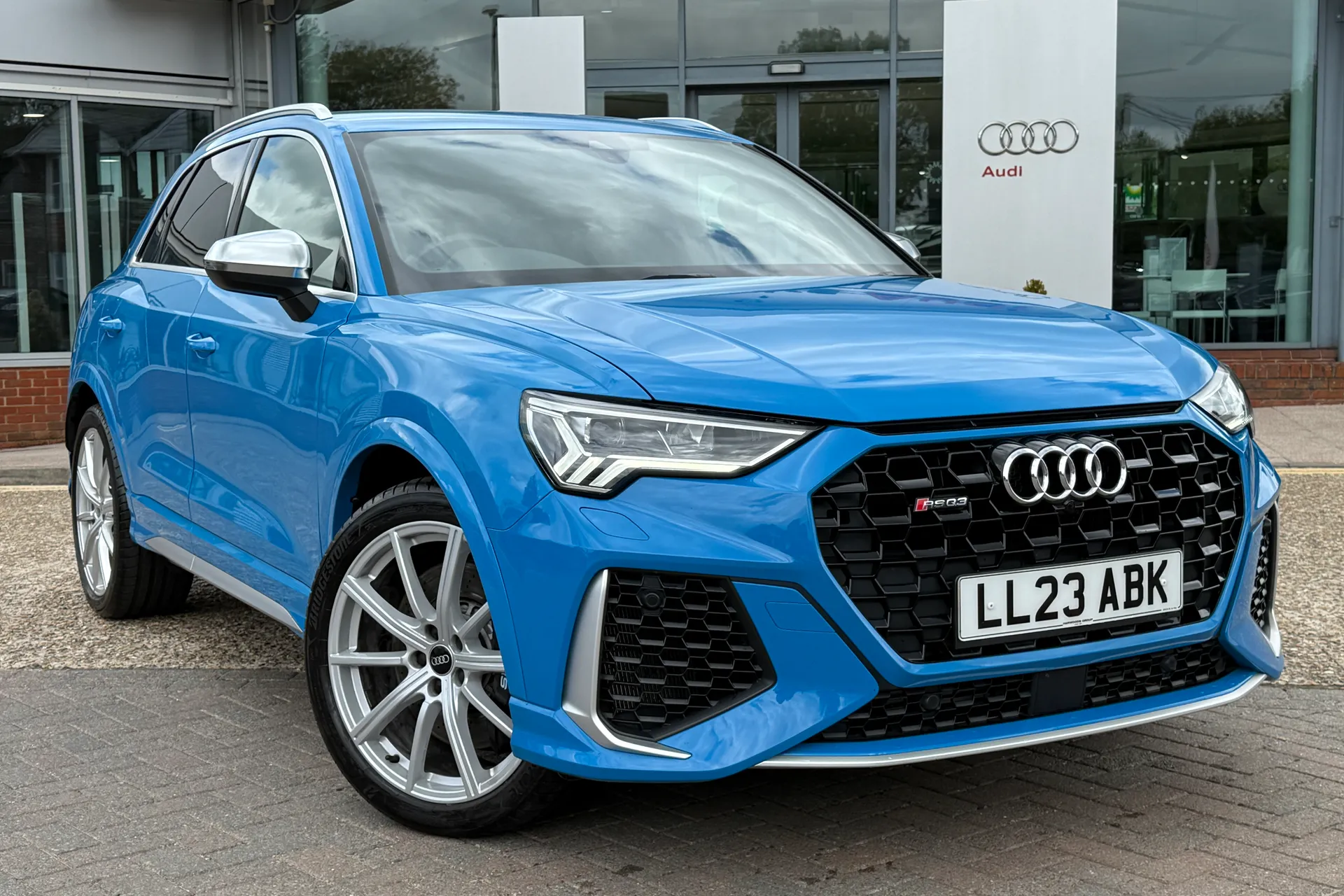 Audi RS Q3 thumbnail image number 20