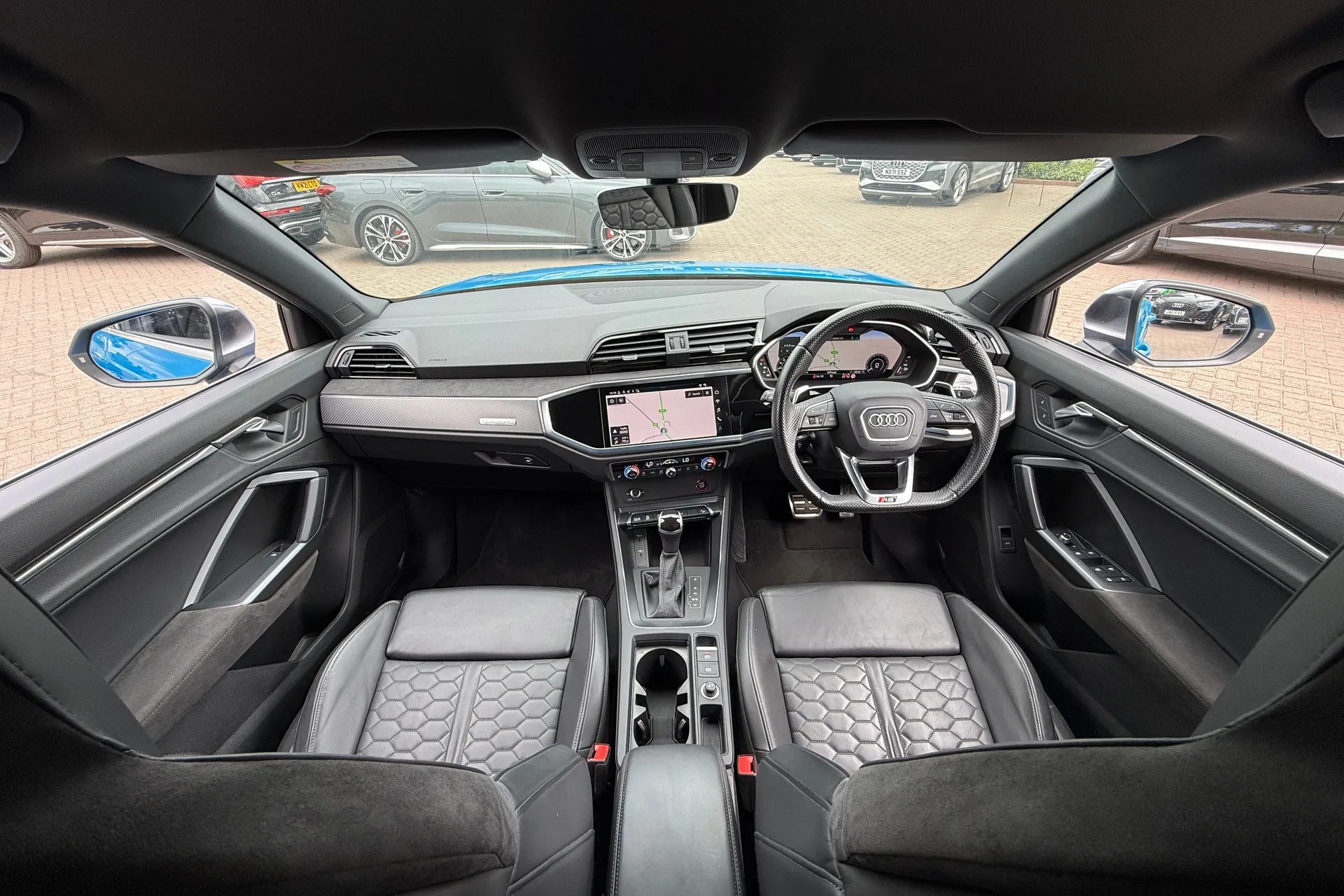 Audi RS Q3 thumbnail image number 3