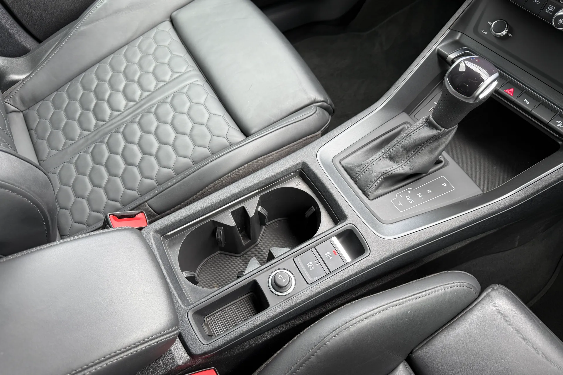 Audi RS Q3 thumbnail image number 37