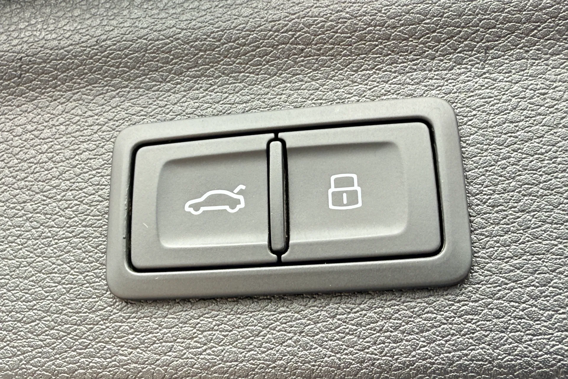 Audi RS Q3 thumbnail image number 34