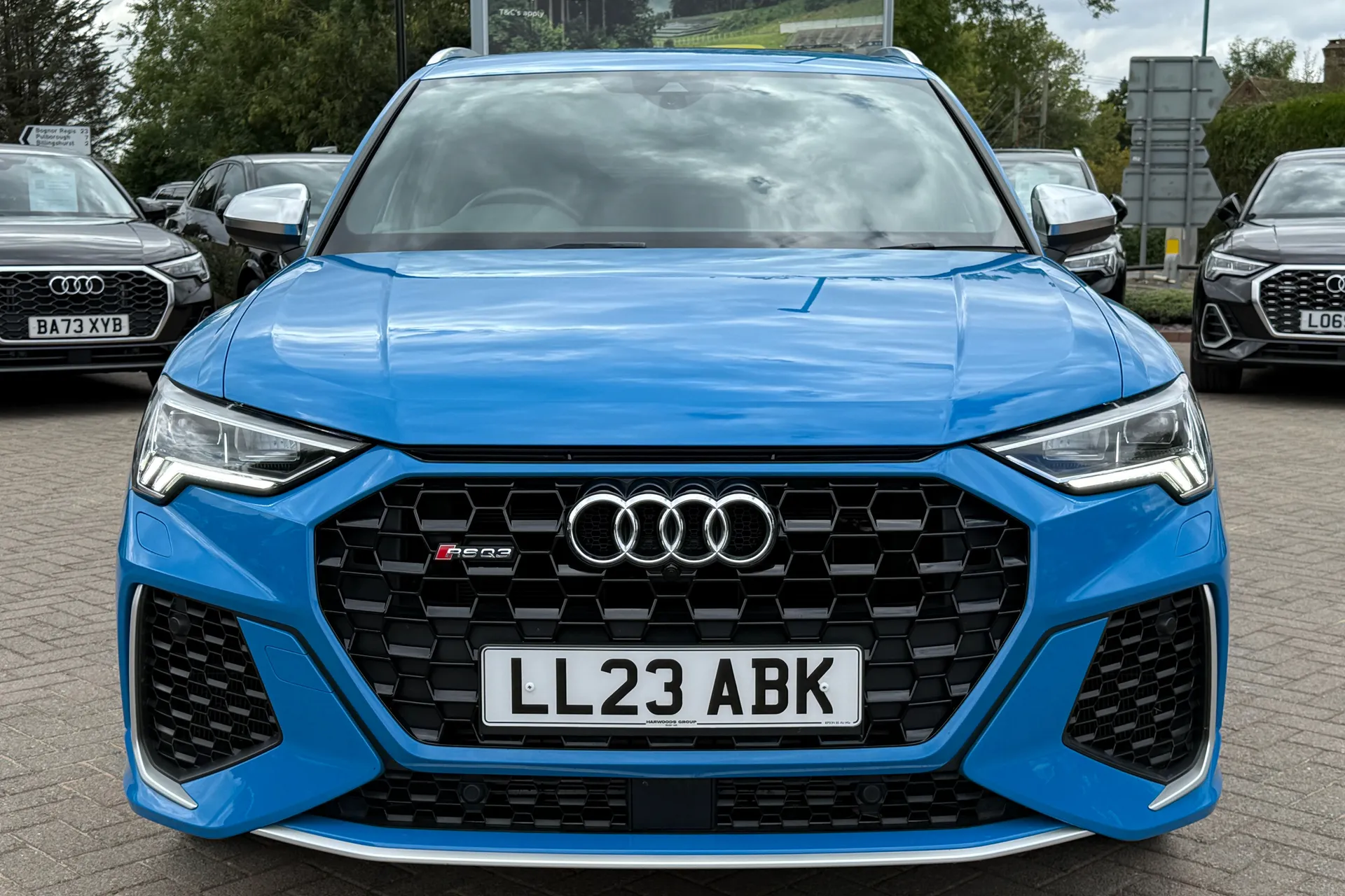 Audi RS Q3 thumbnail image number 21