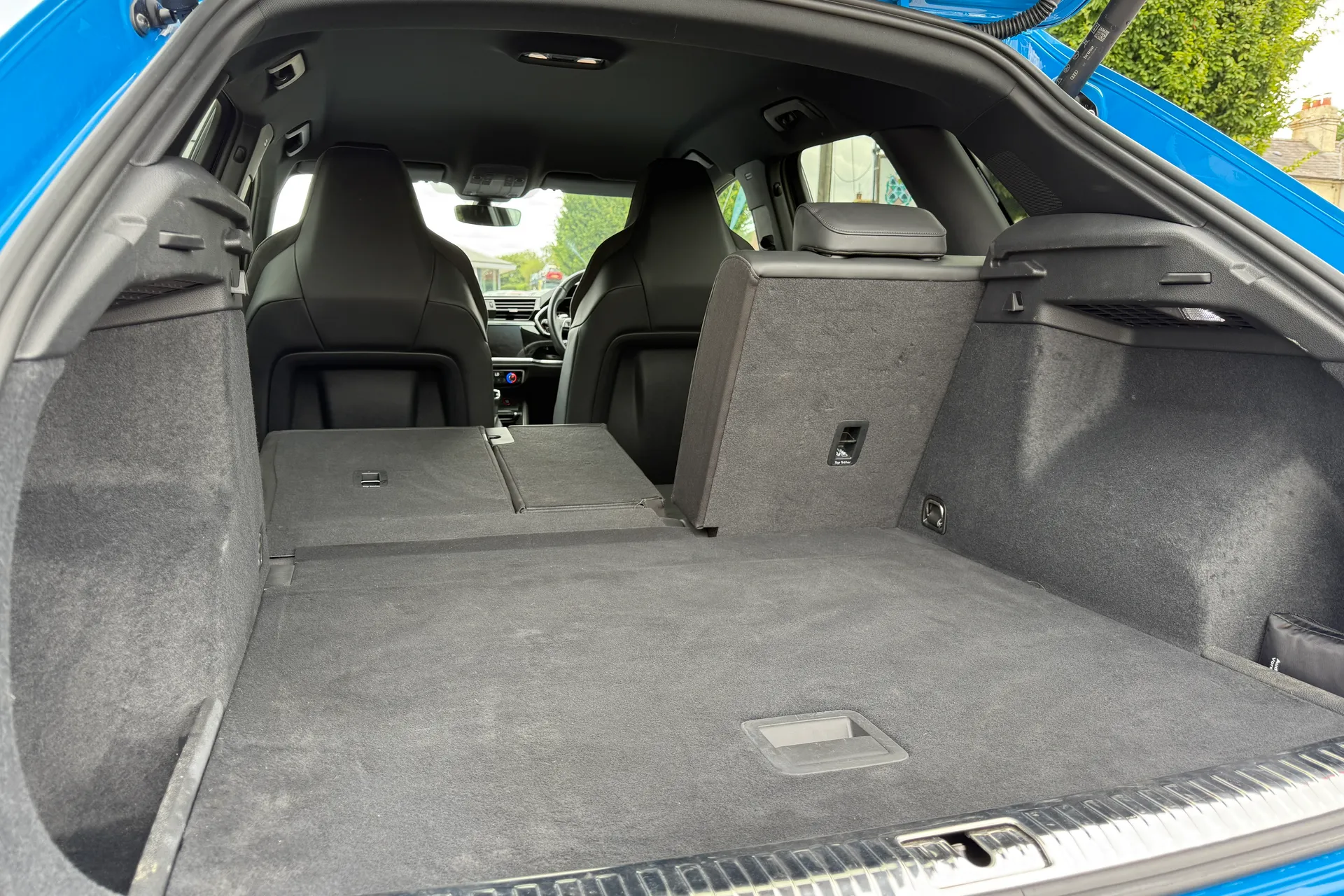 Audi RS Q3 thumbnail image number 33