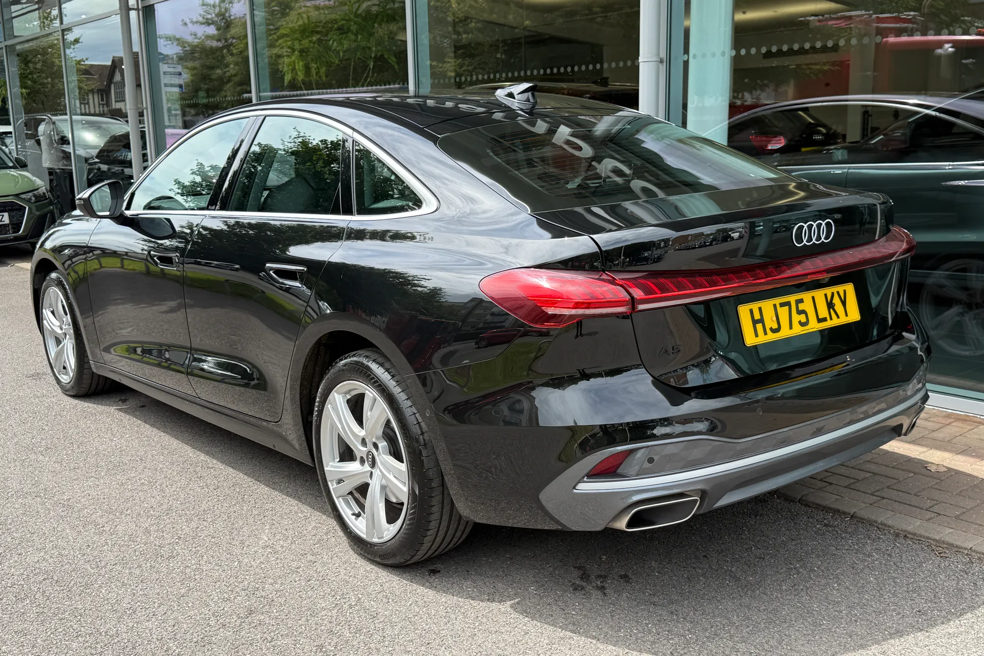 Audi A5 thumbnail image number 10