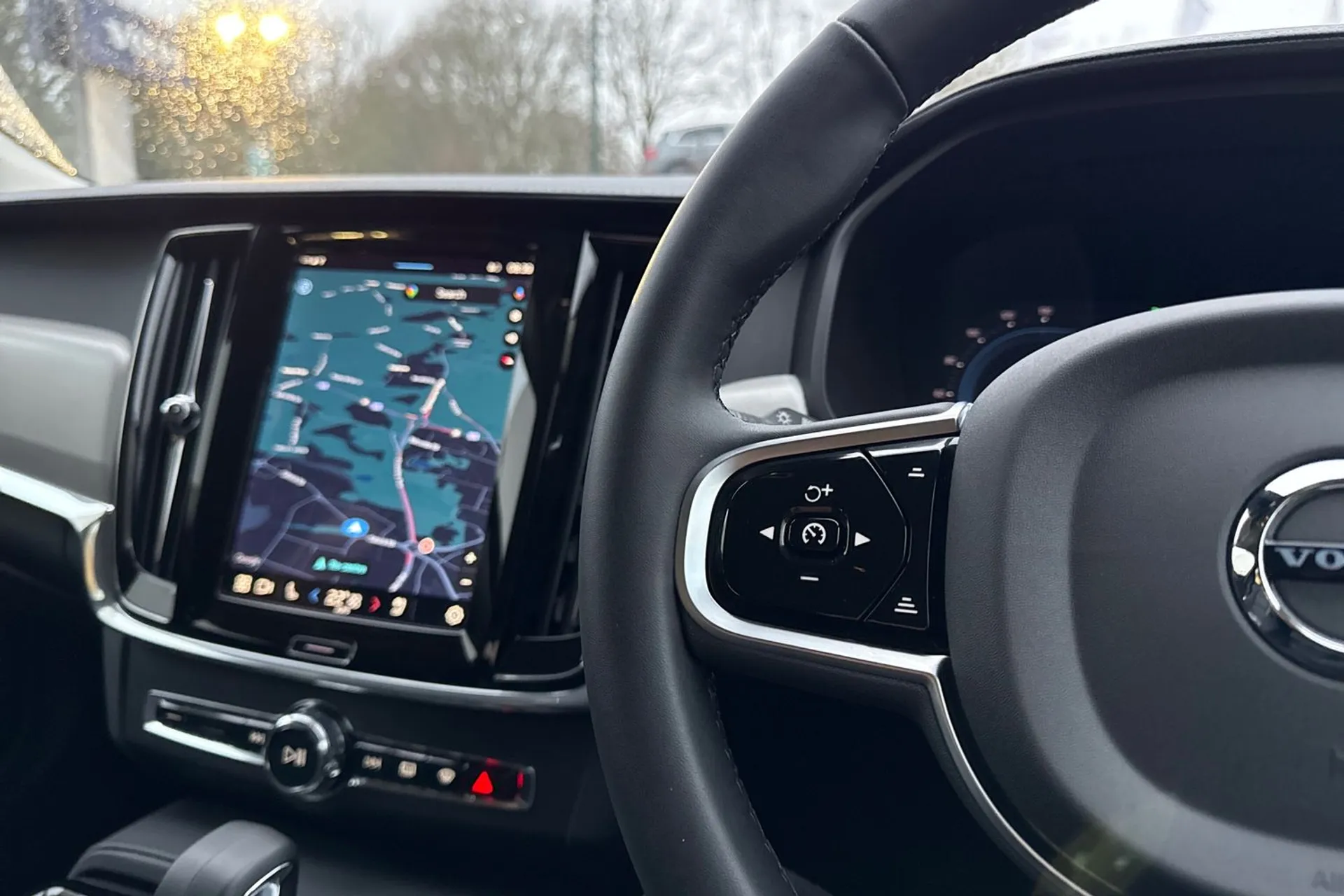 Volvo V90 thumbnail image number 37