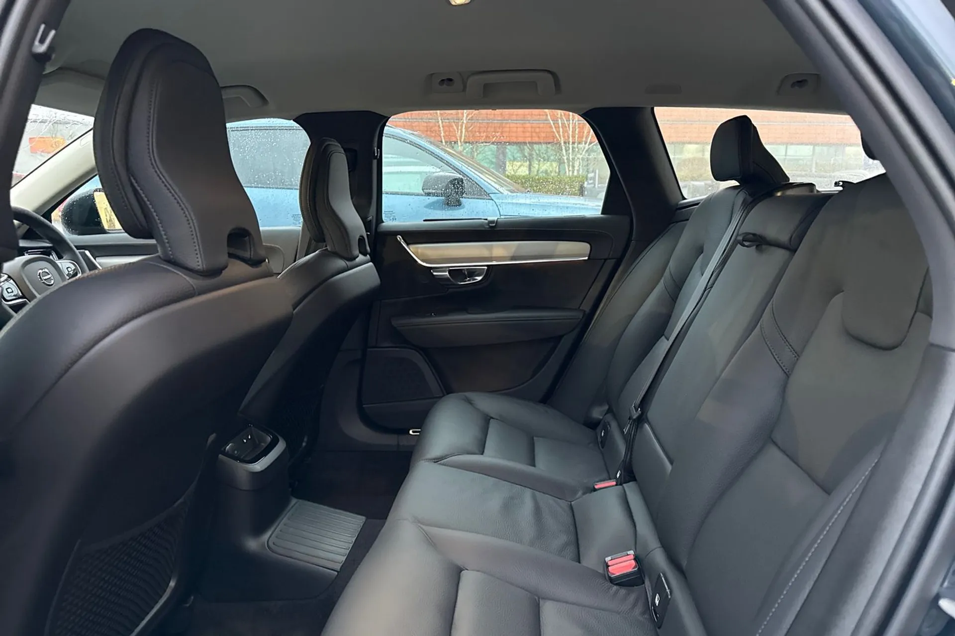 Volvo V90 thumbnail image number 30